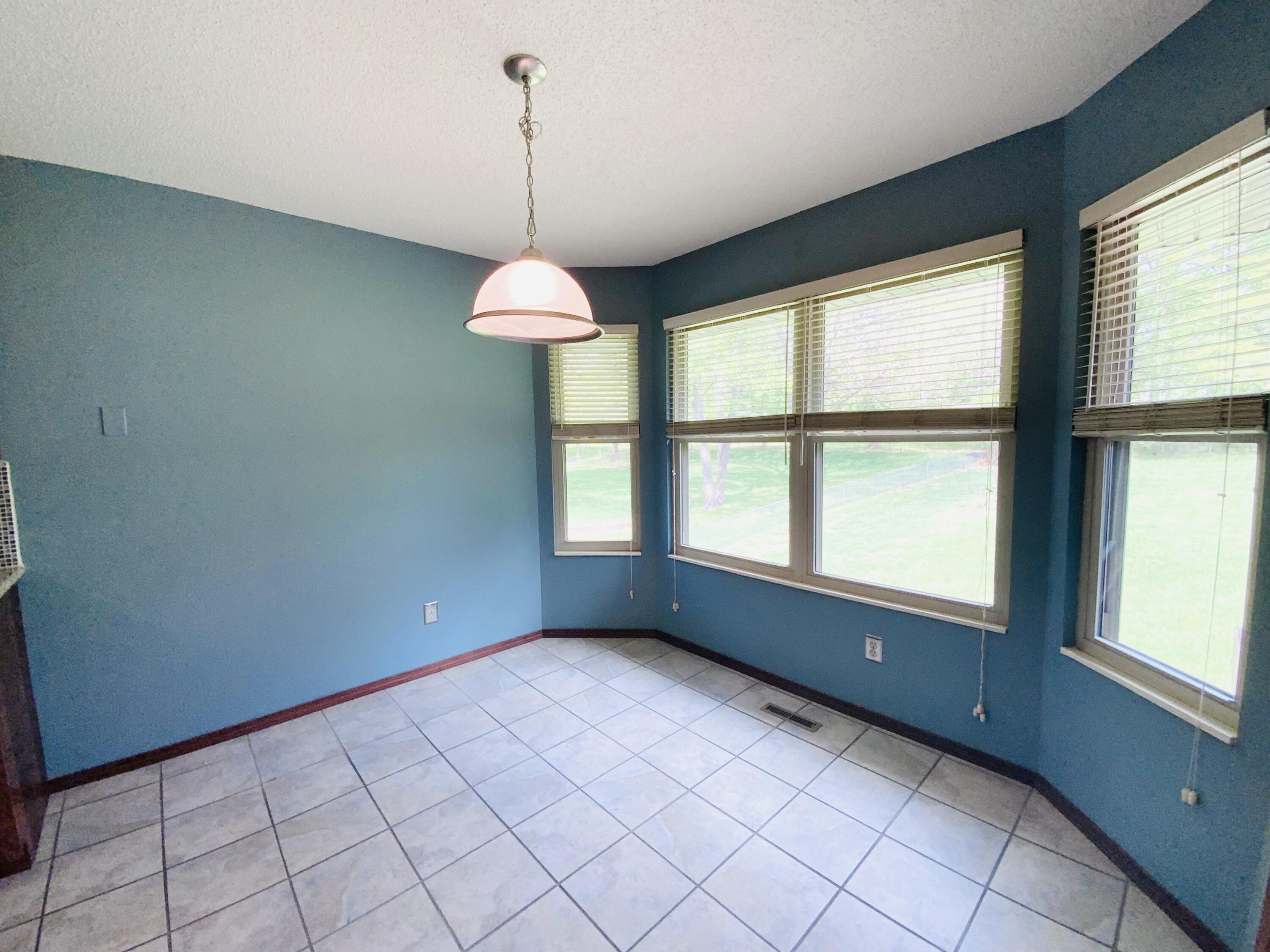 540 South Hickory Drive Property Photo 10