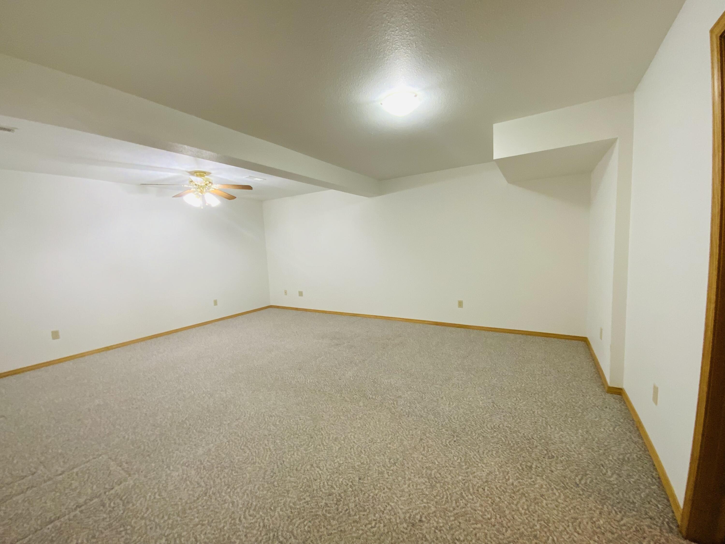540 South Hickory Drive Property Photo 28