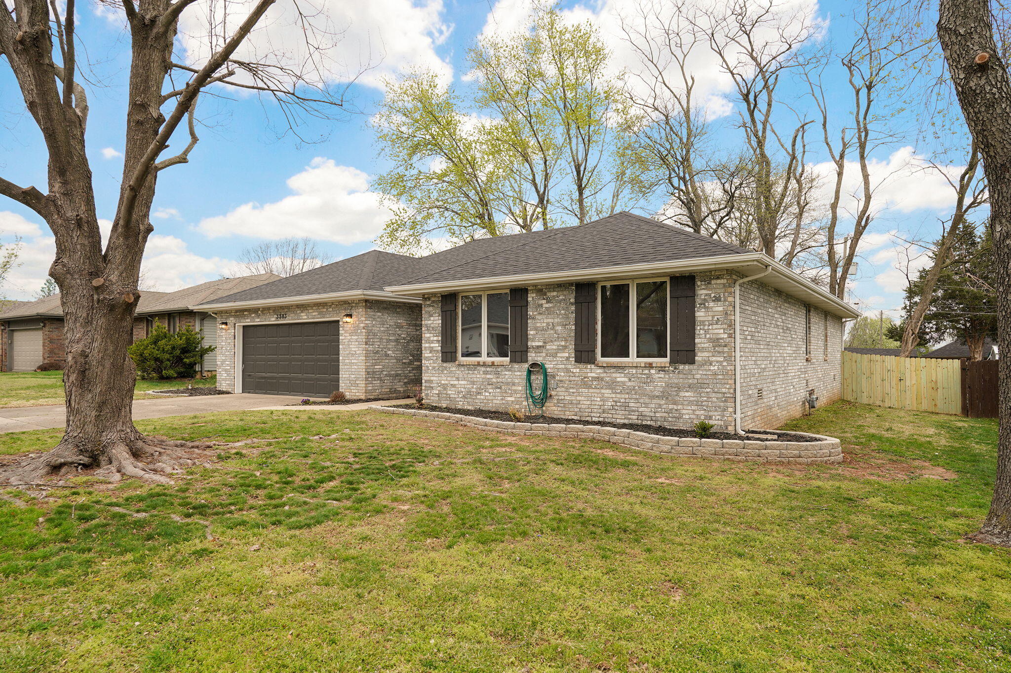 3383 Primrose Property Photo 4