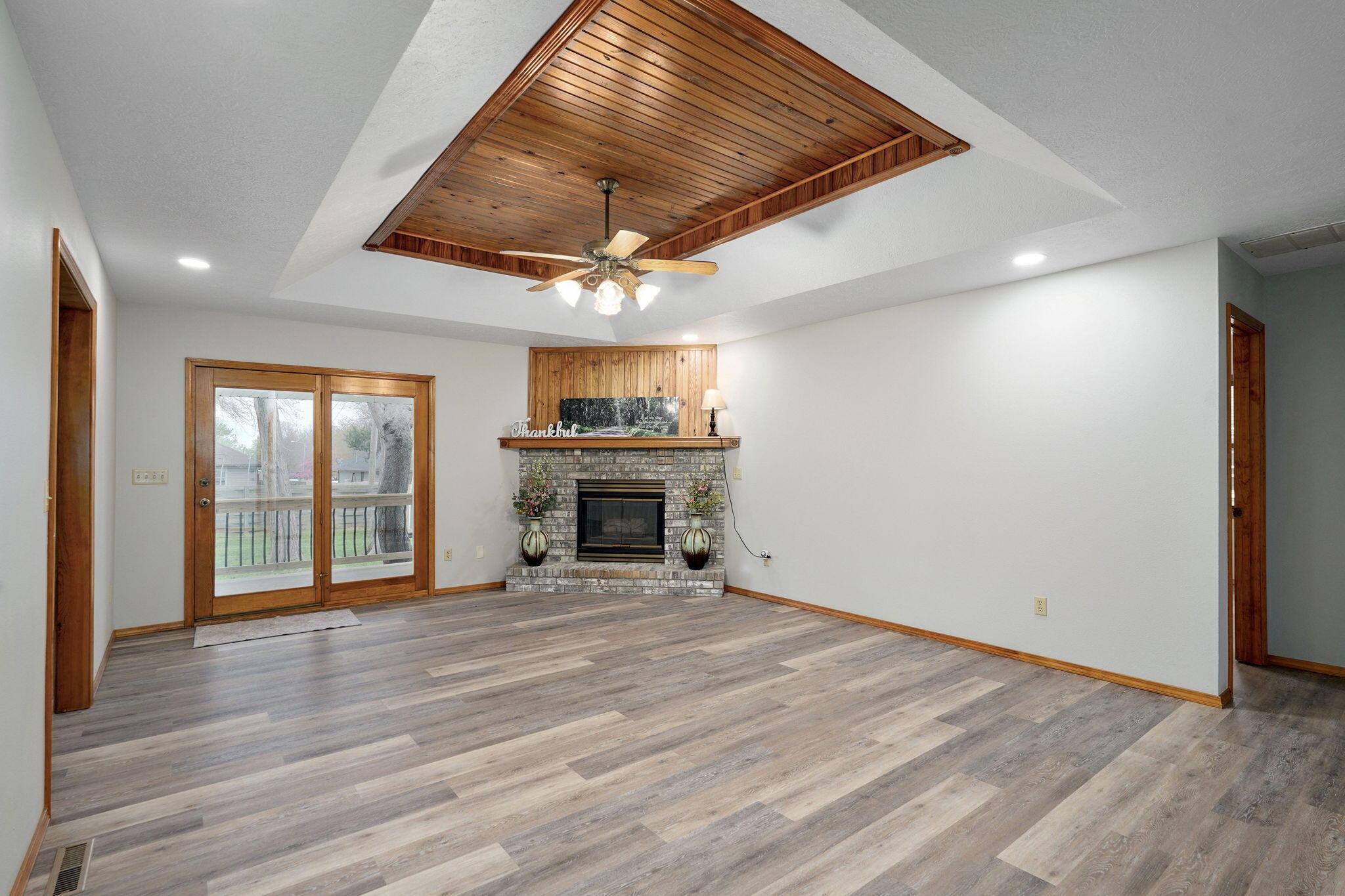 3383 Primrose Property Photo 5