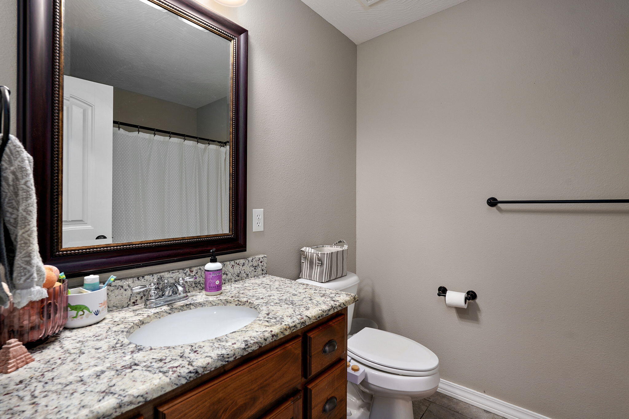994 Congress Drive Property Photo 20