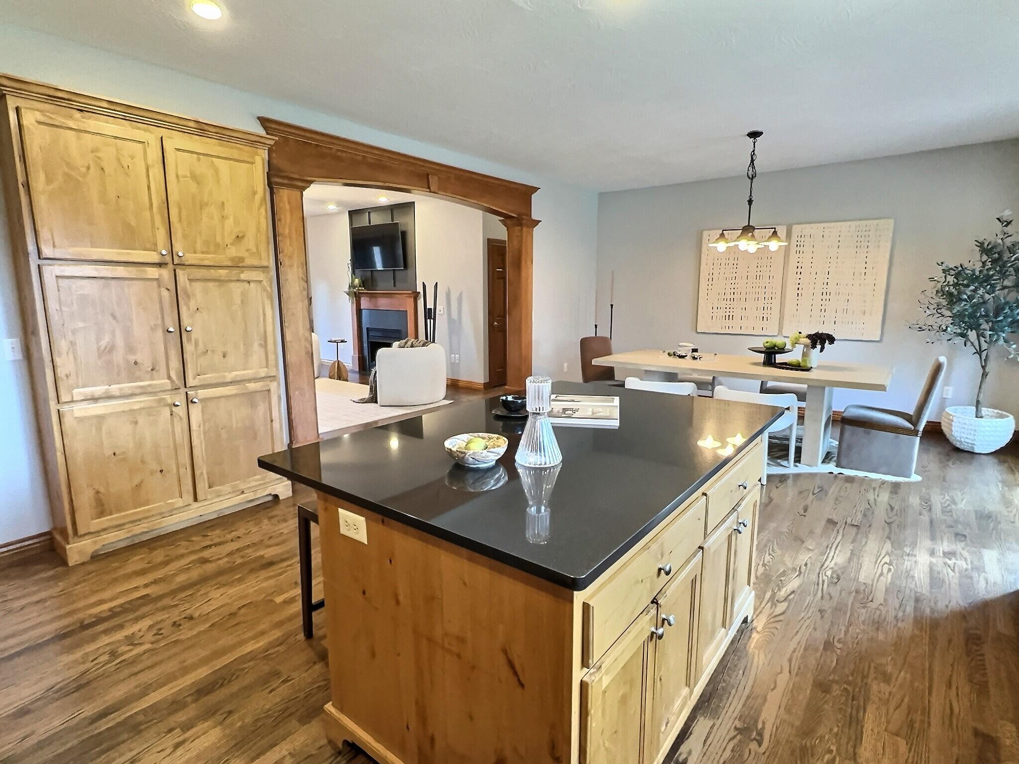 1837 West Village Lane Property Photo 12