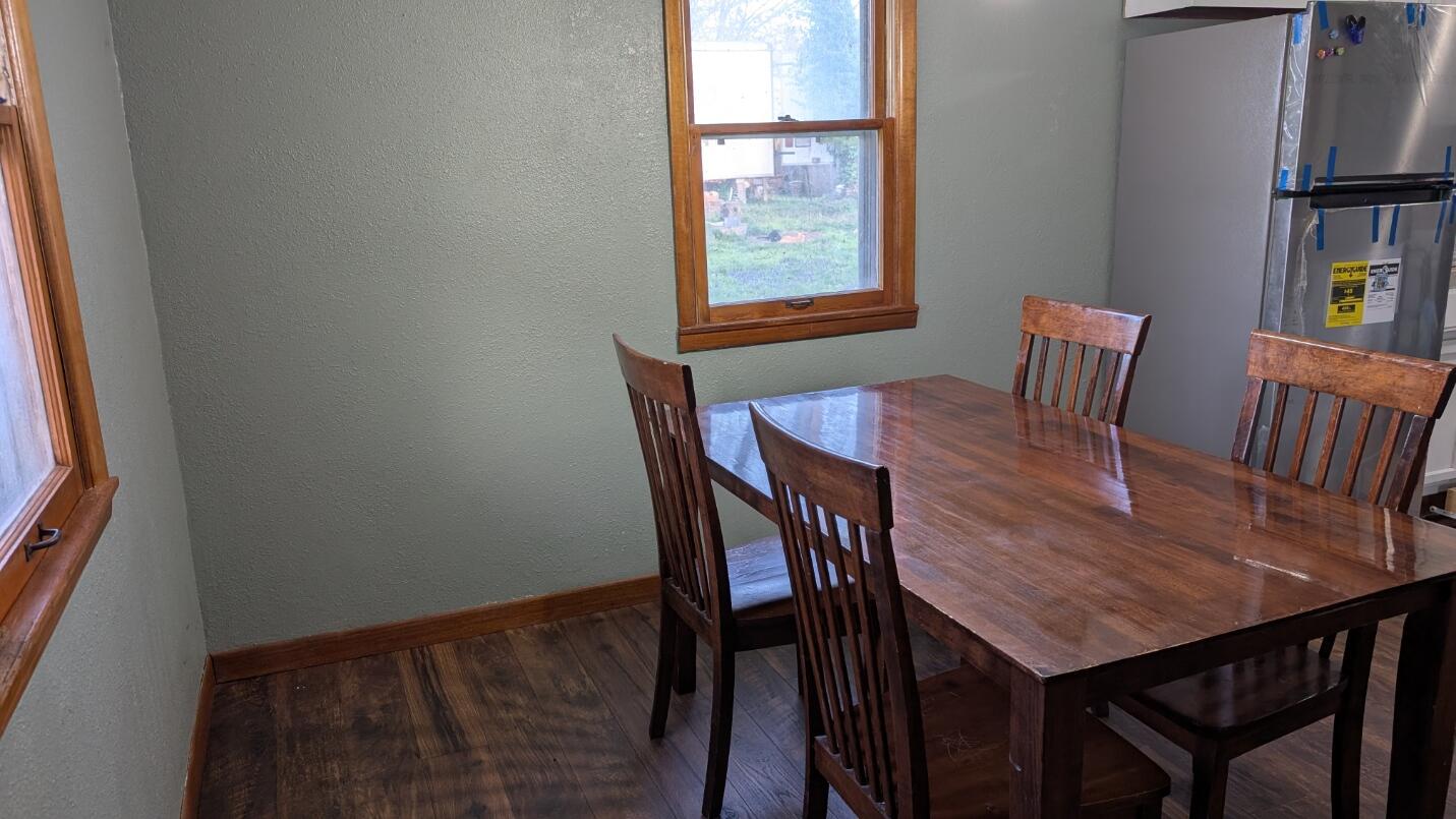 529 West Myrtle Property Photo 9