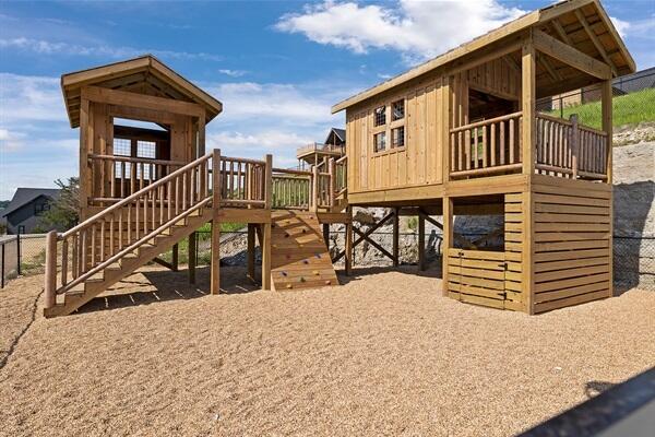 105 Indian Summer Lane Property Photo 8
