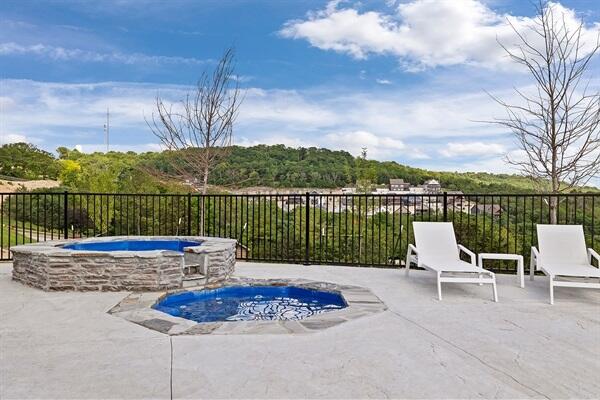 105 Indian Summer Lane Property Photo 10