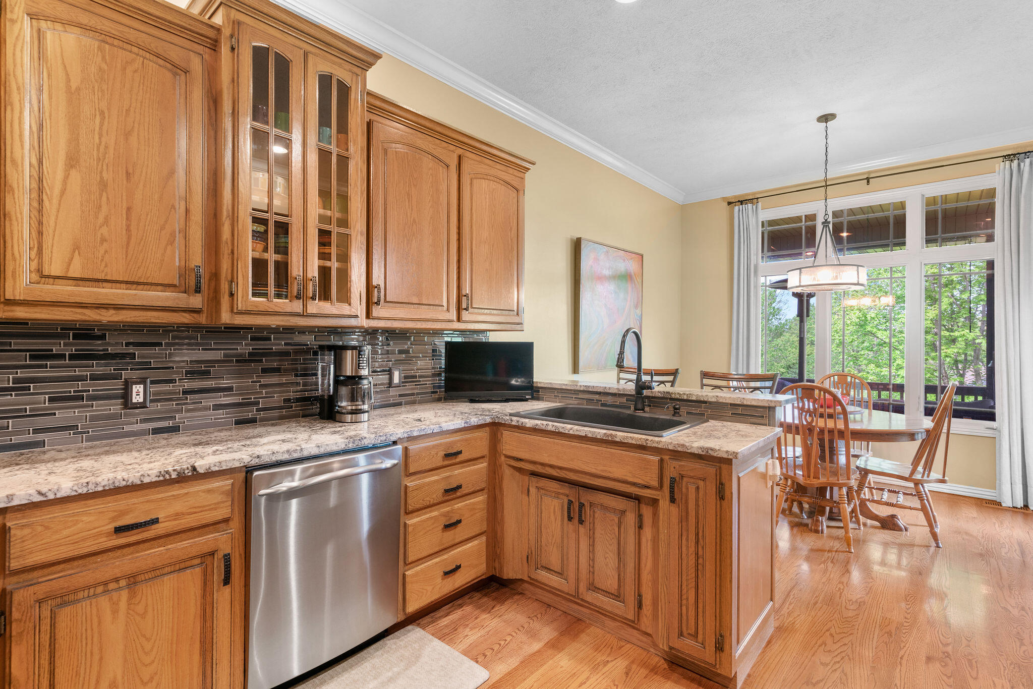 1101 Woodhill Court Property Photo 14