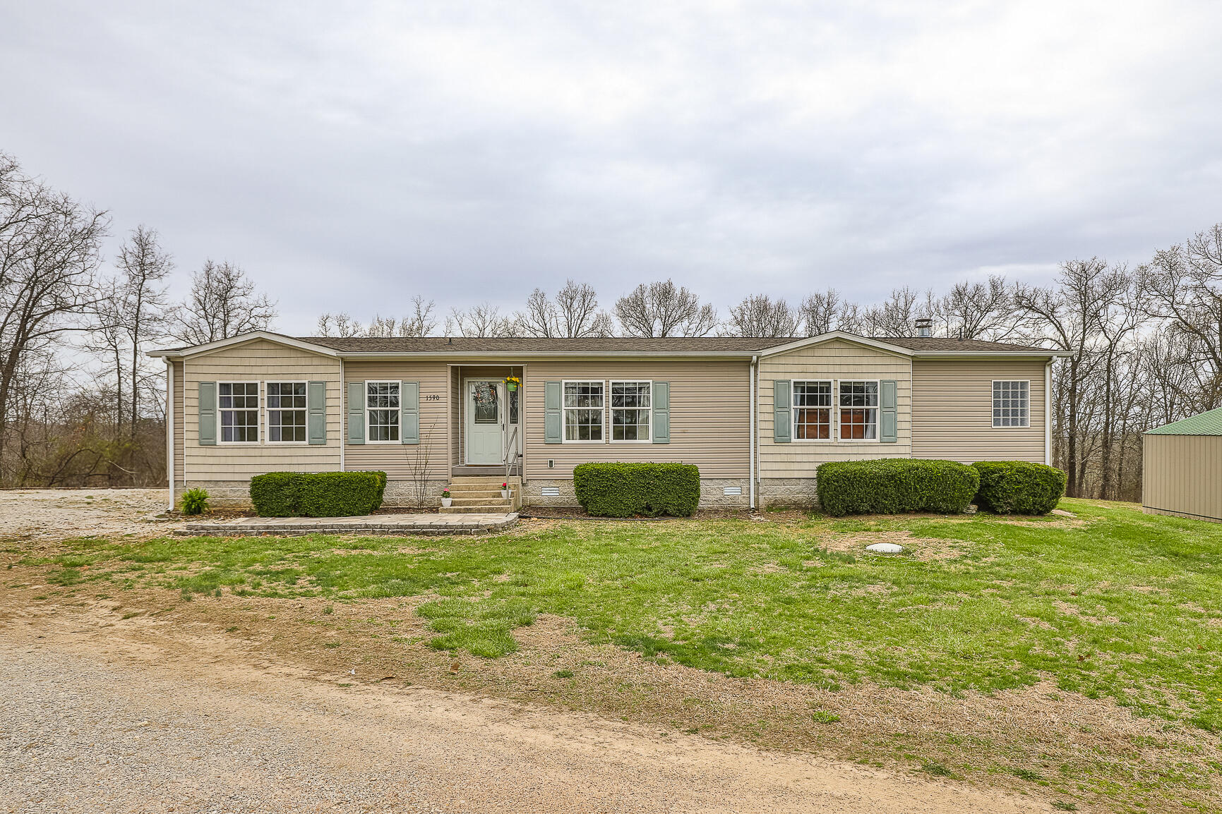 1590 Fisk Road Property Photo 3