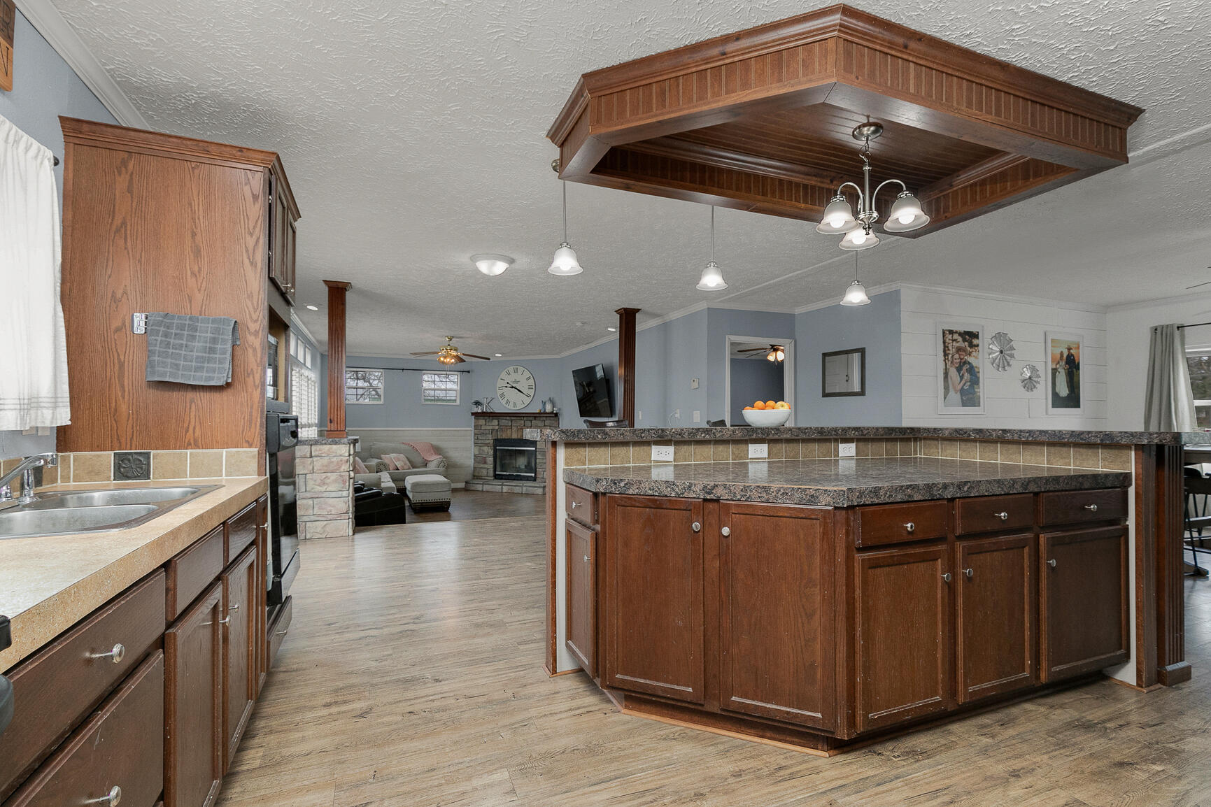 1590 Fisk Road Property Photo 10