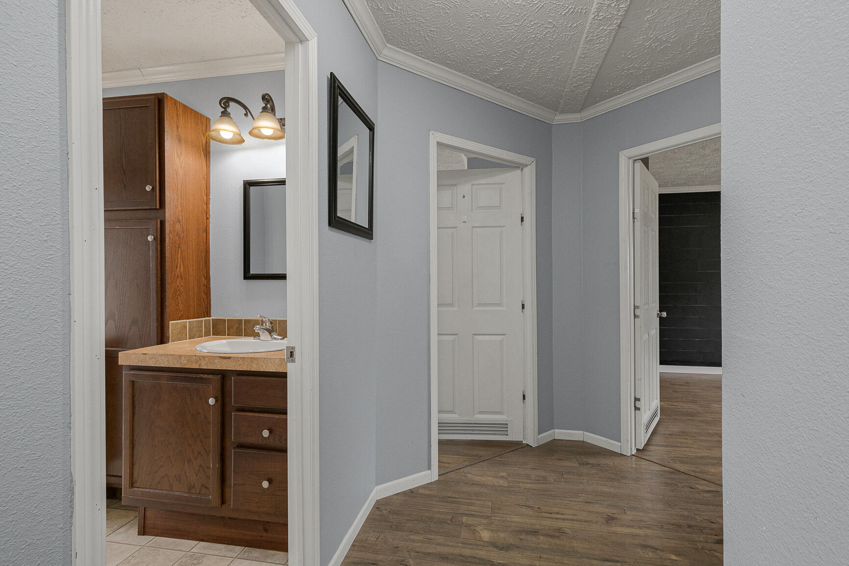 1590 Fisk Road Property Photo 22