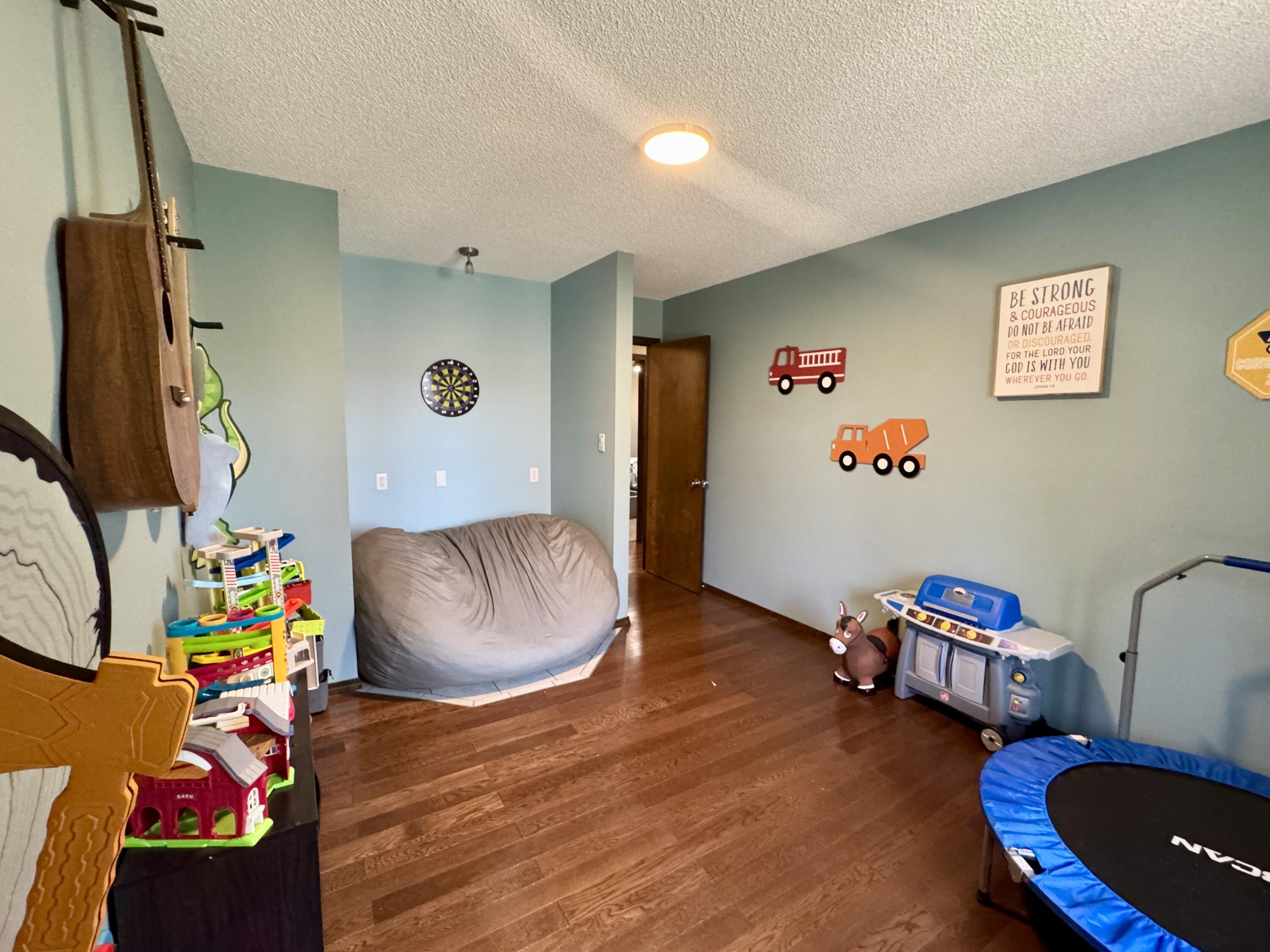 105 Oak Leaf Terrace Property Photo 36