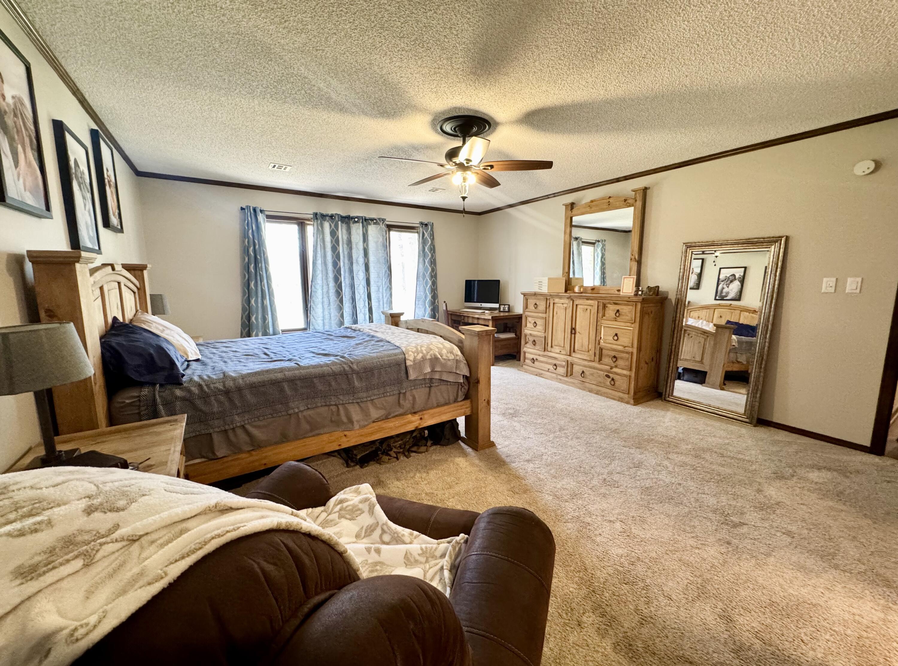 105 Oak Leaf Terrace Property Photo 40
