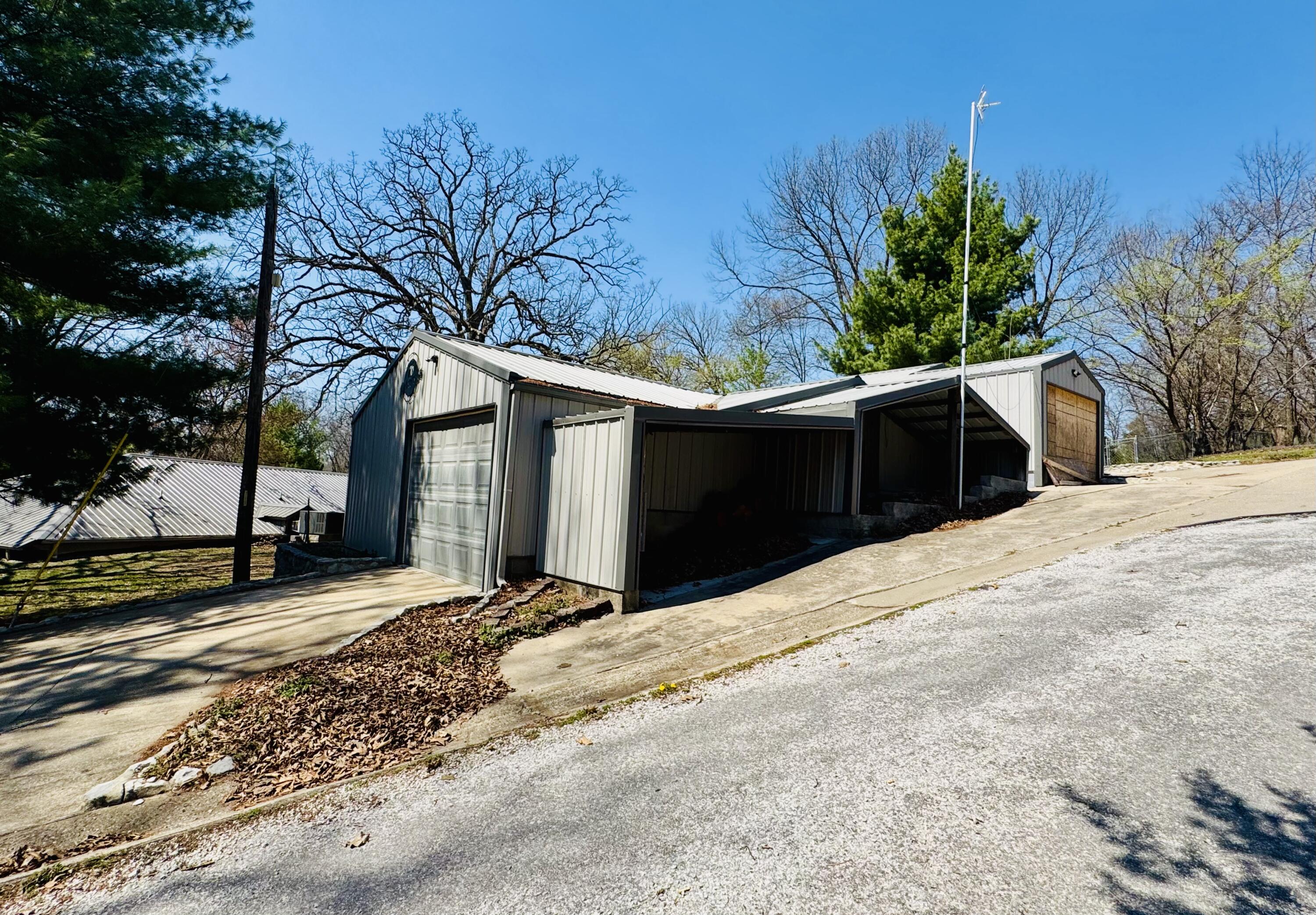105 Oak Leaf Terrace Property Photo 48