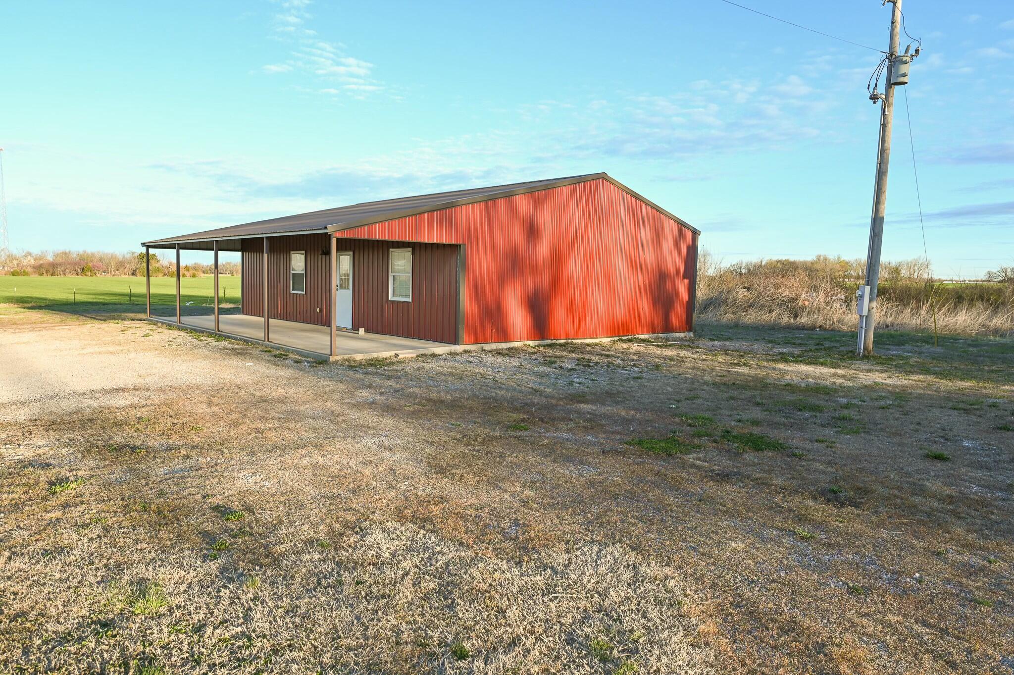 16262 Hwy 96 Property Photo 4