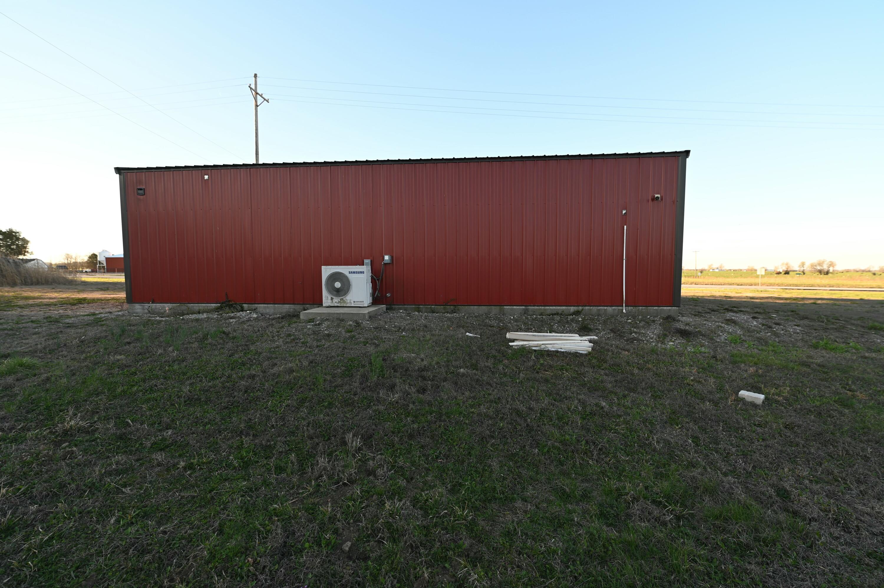 16262 Hwy 96 Property Photo 18