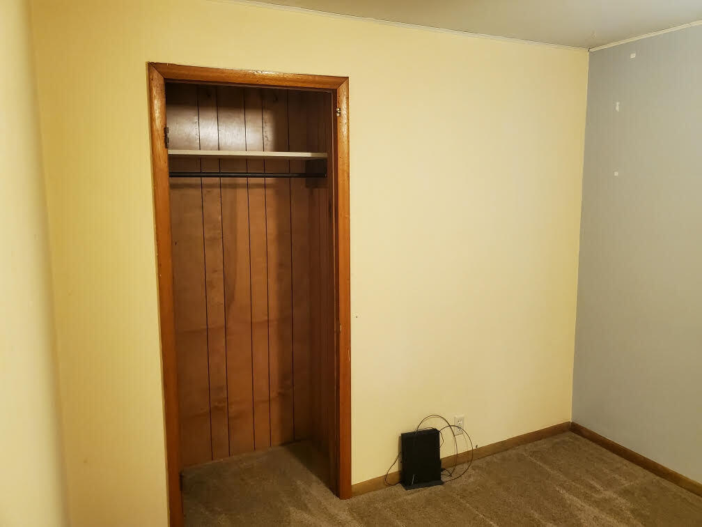 105 Walker Court Property Photo 8