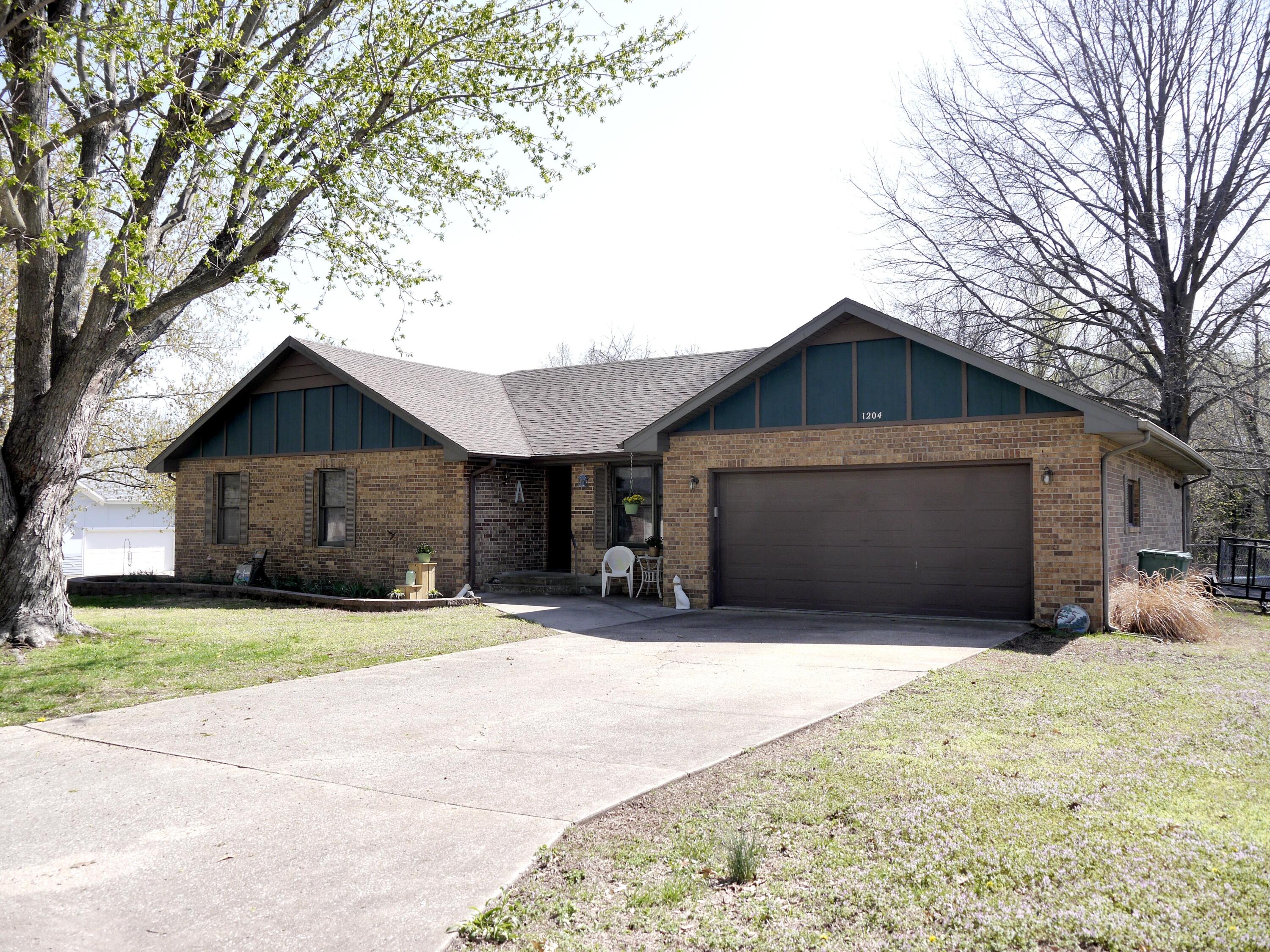 1204 West Northwood Street Property Photo