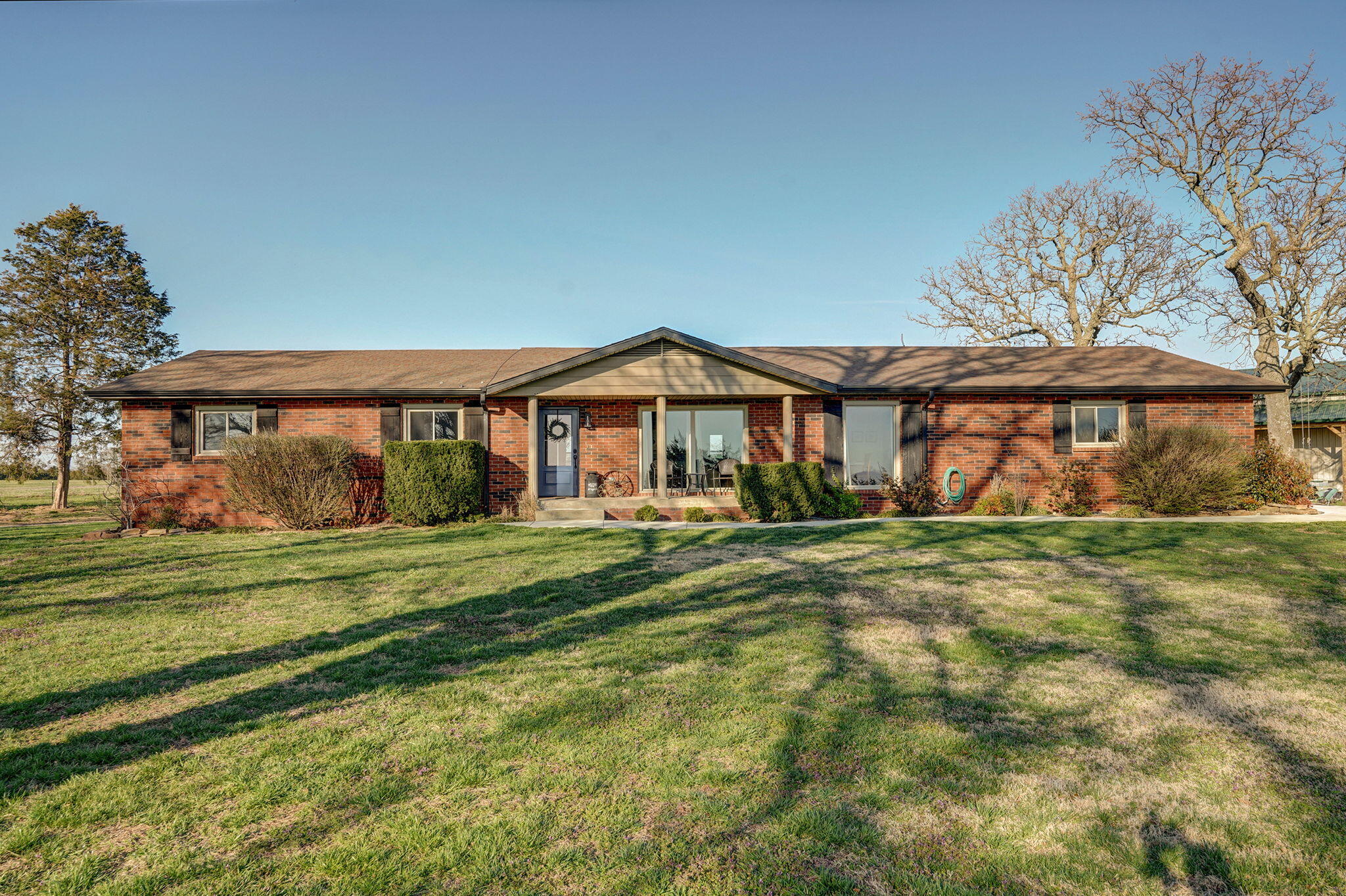 1918 Poinsetta Road Property Photo 3