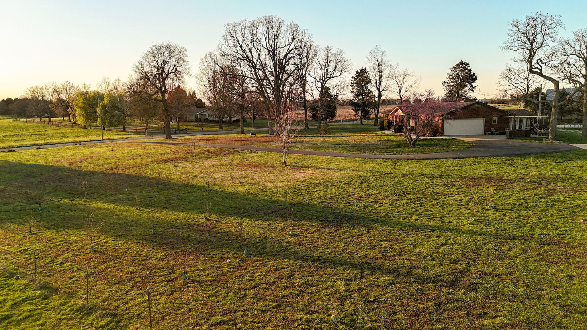 1918 Poinsetta Road Property Photo 5