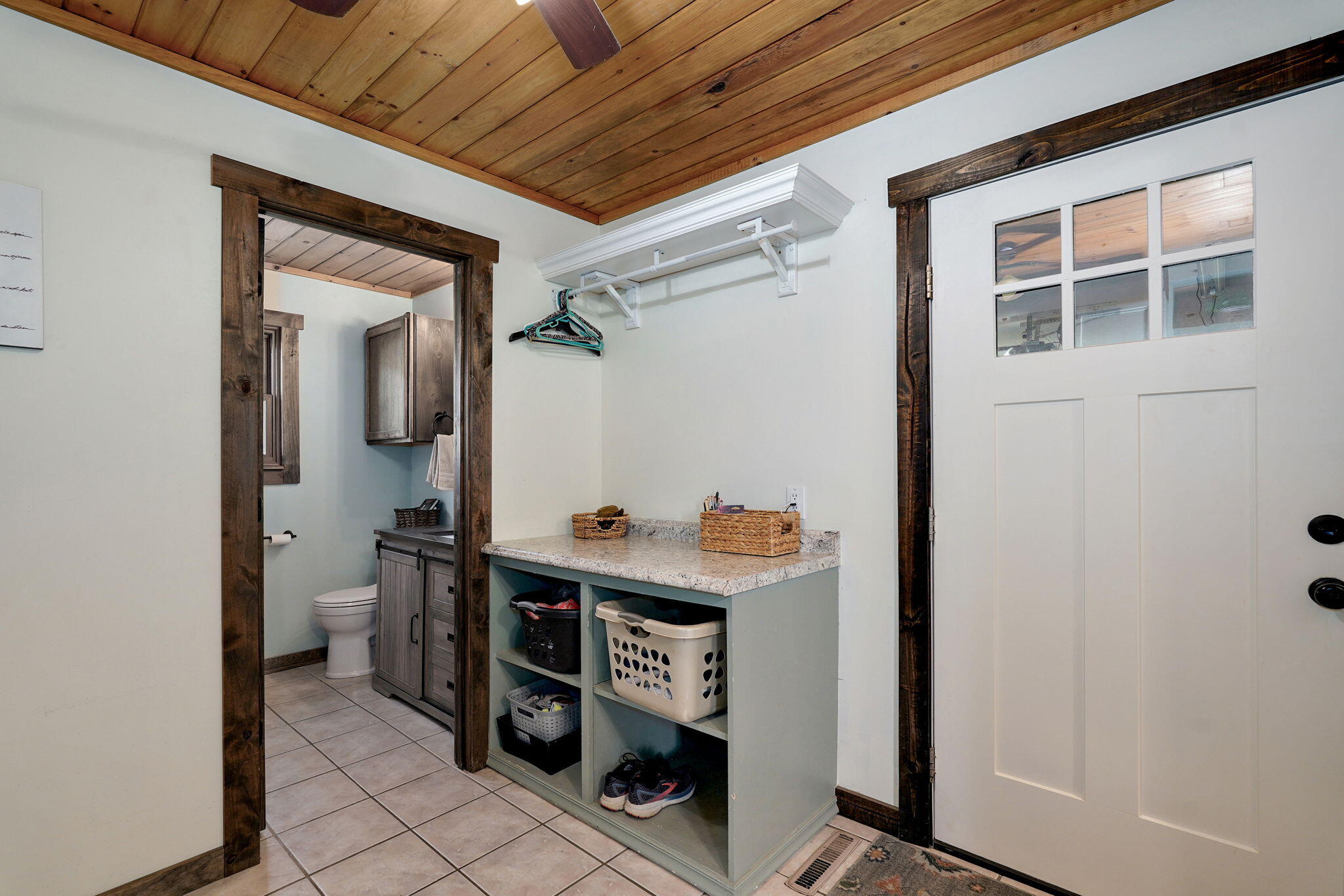 1918 Poinsetta Road Property Photo 27