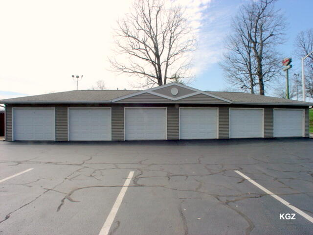 200 Glory Road Property Photo 30
