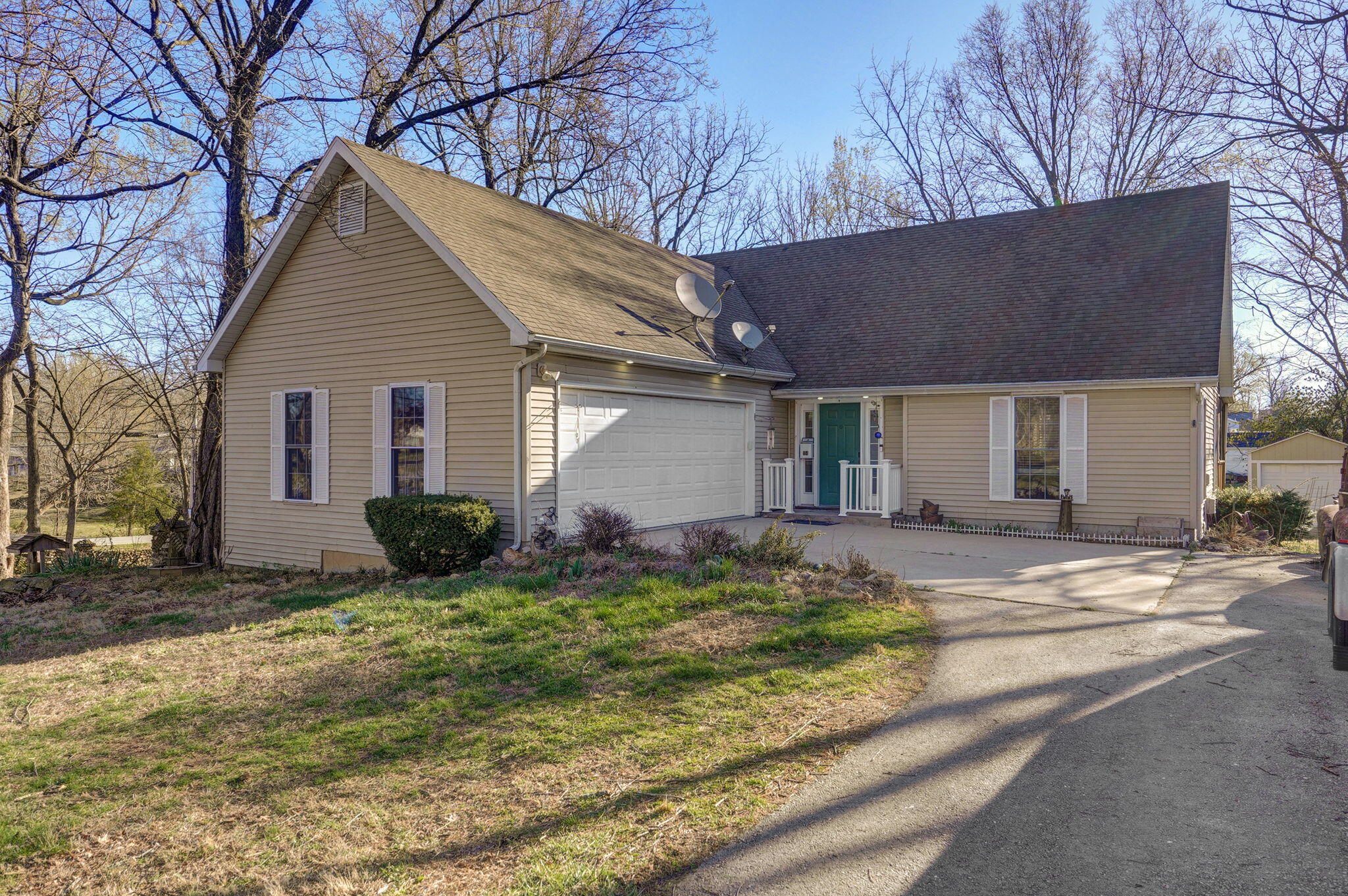 104 Allen Street Property Photo 1