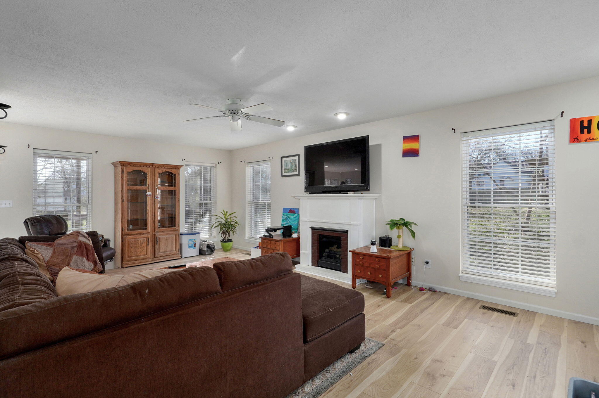 104 Allen Street Property Photo 4