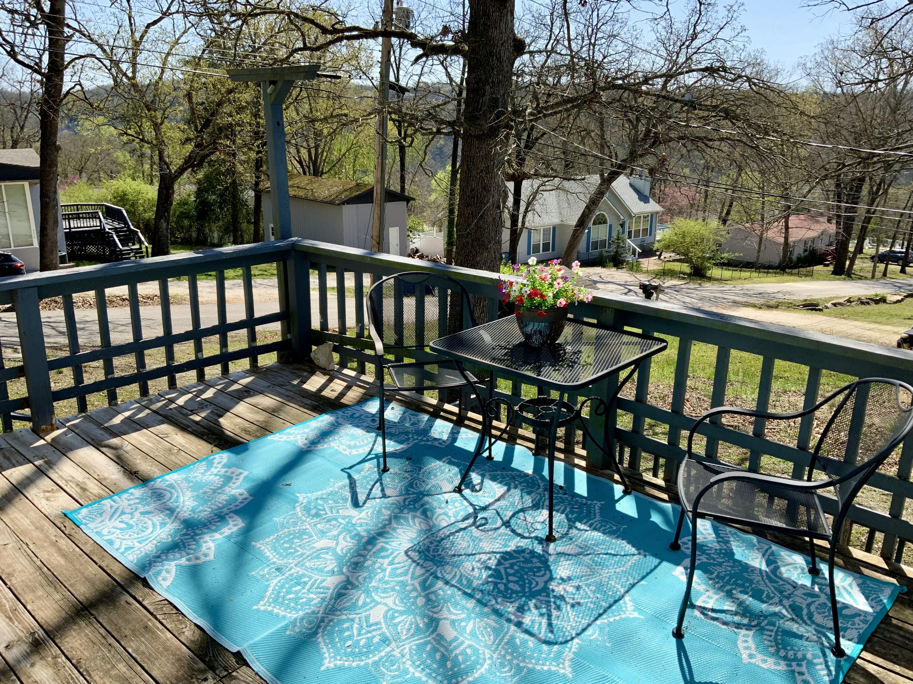 195 Redbud Avenue Property Photo 3