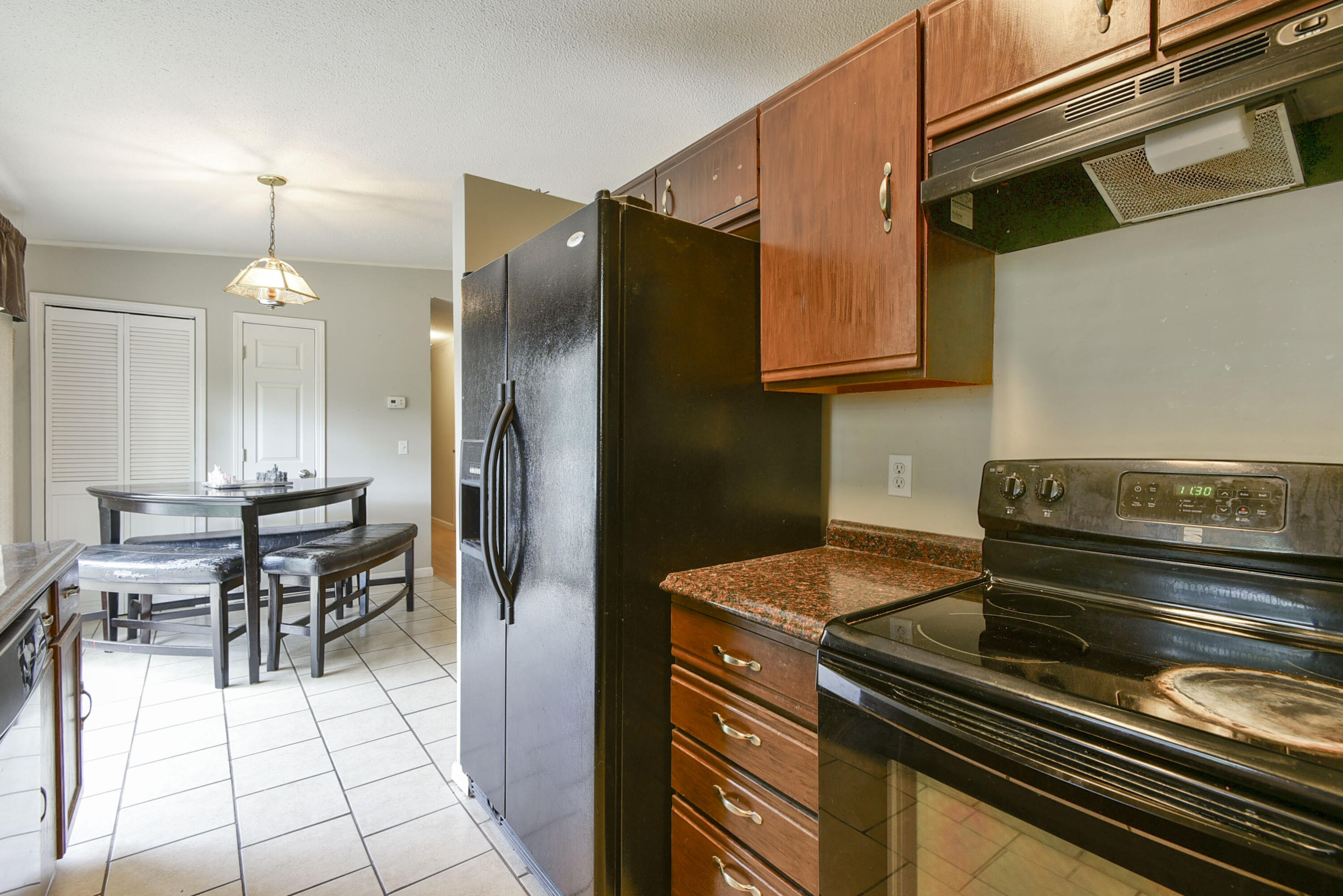 195 Redbud Avenue Property Photo 13