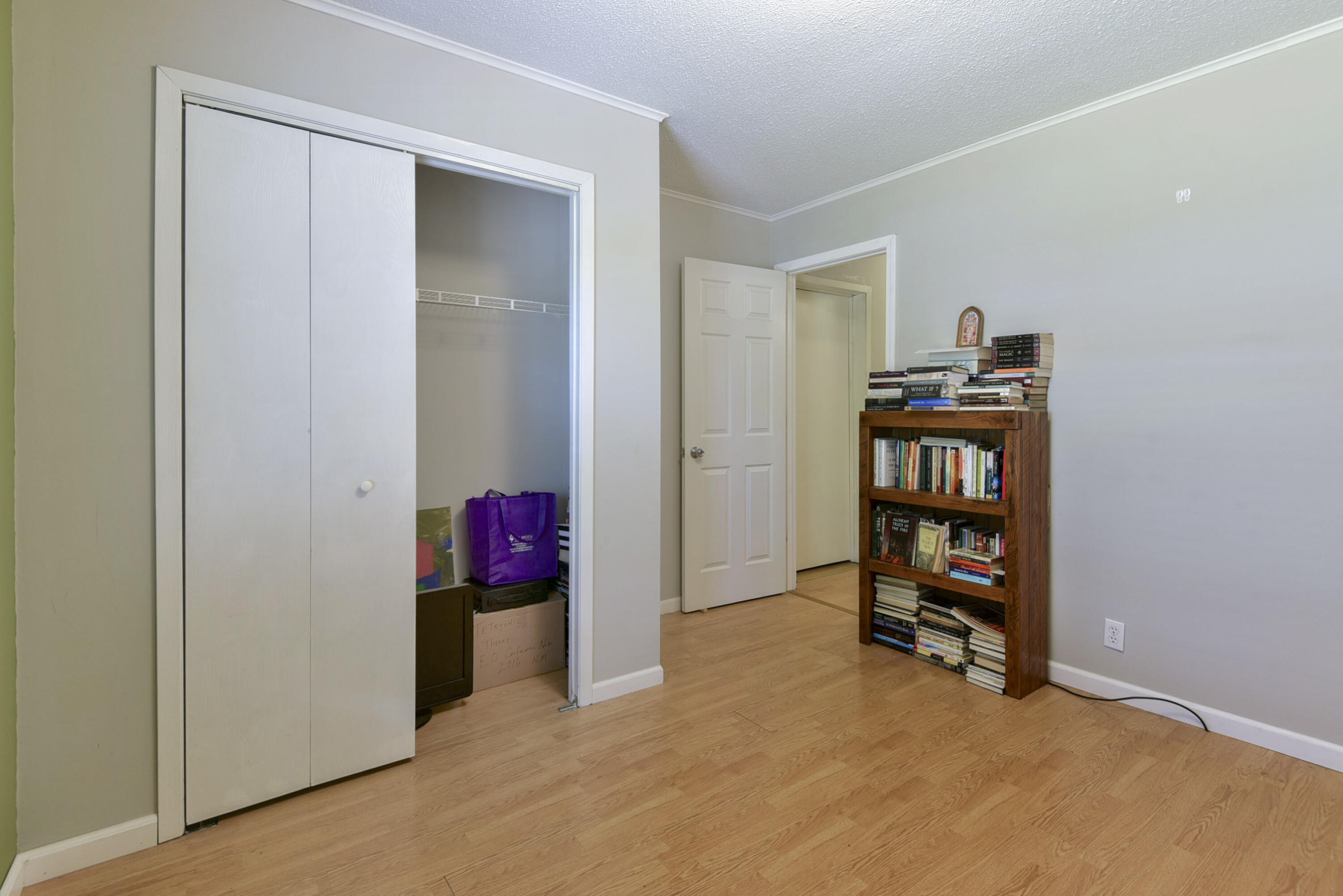 195 Redbud Avenue Property Photo 15