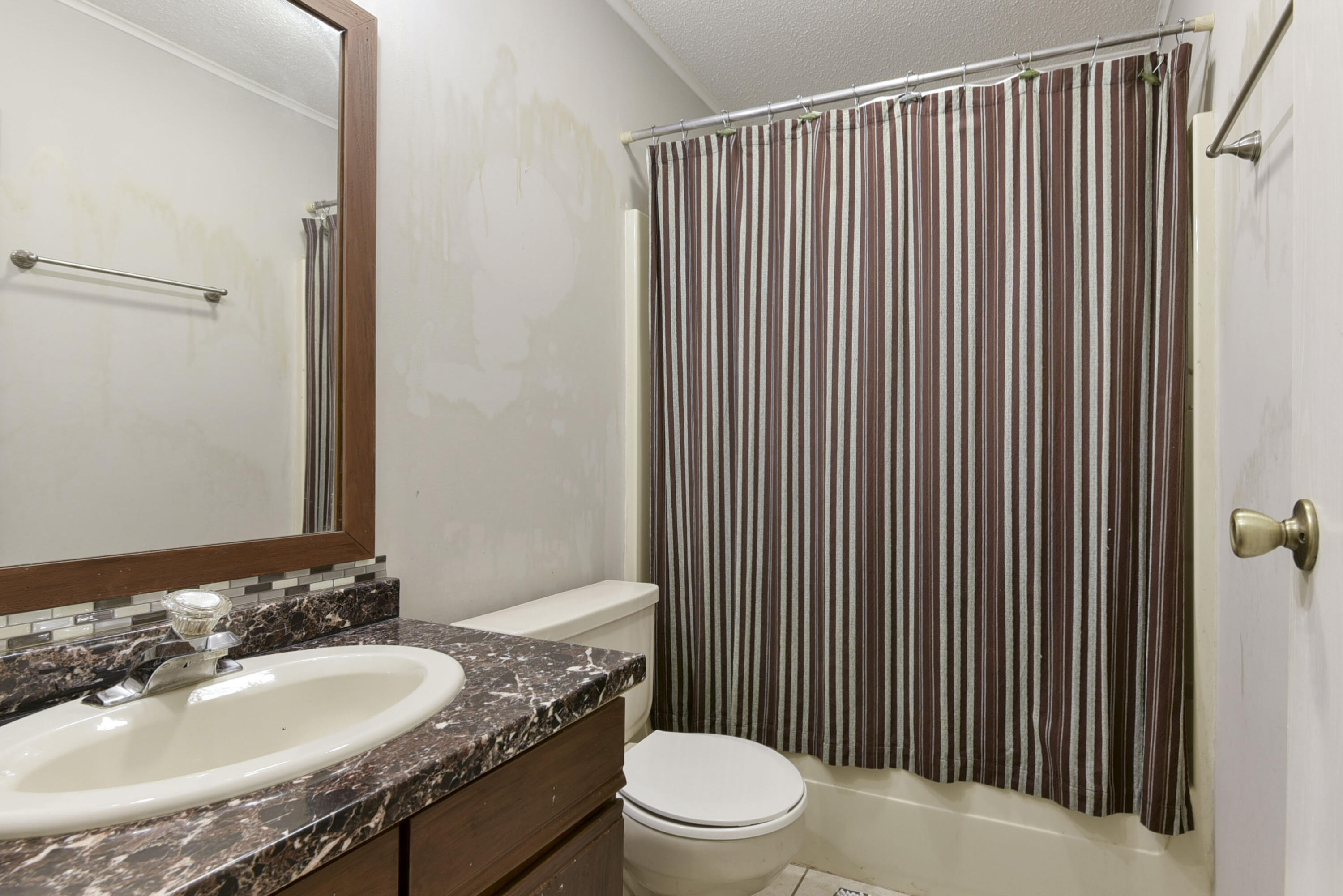 195 Redbud Avenue Property Photo 16