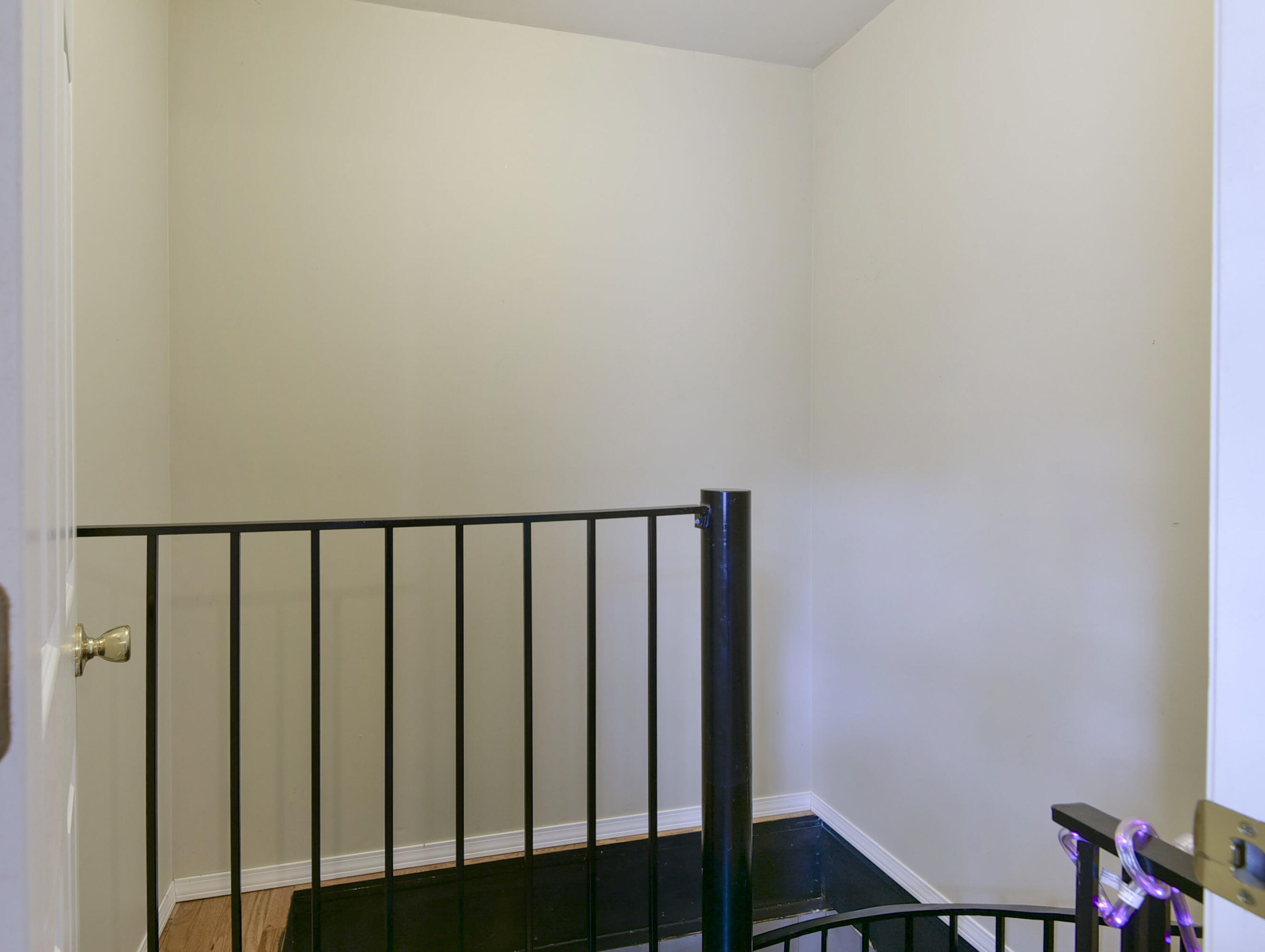 195 Redbud Avenue Property Photo 27