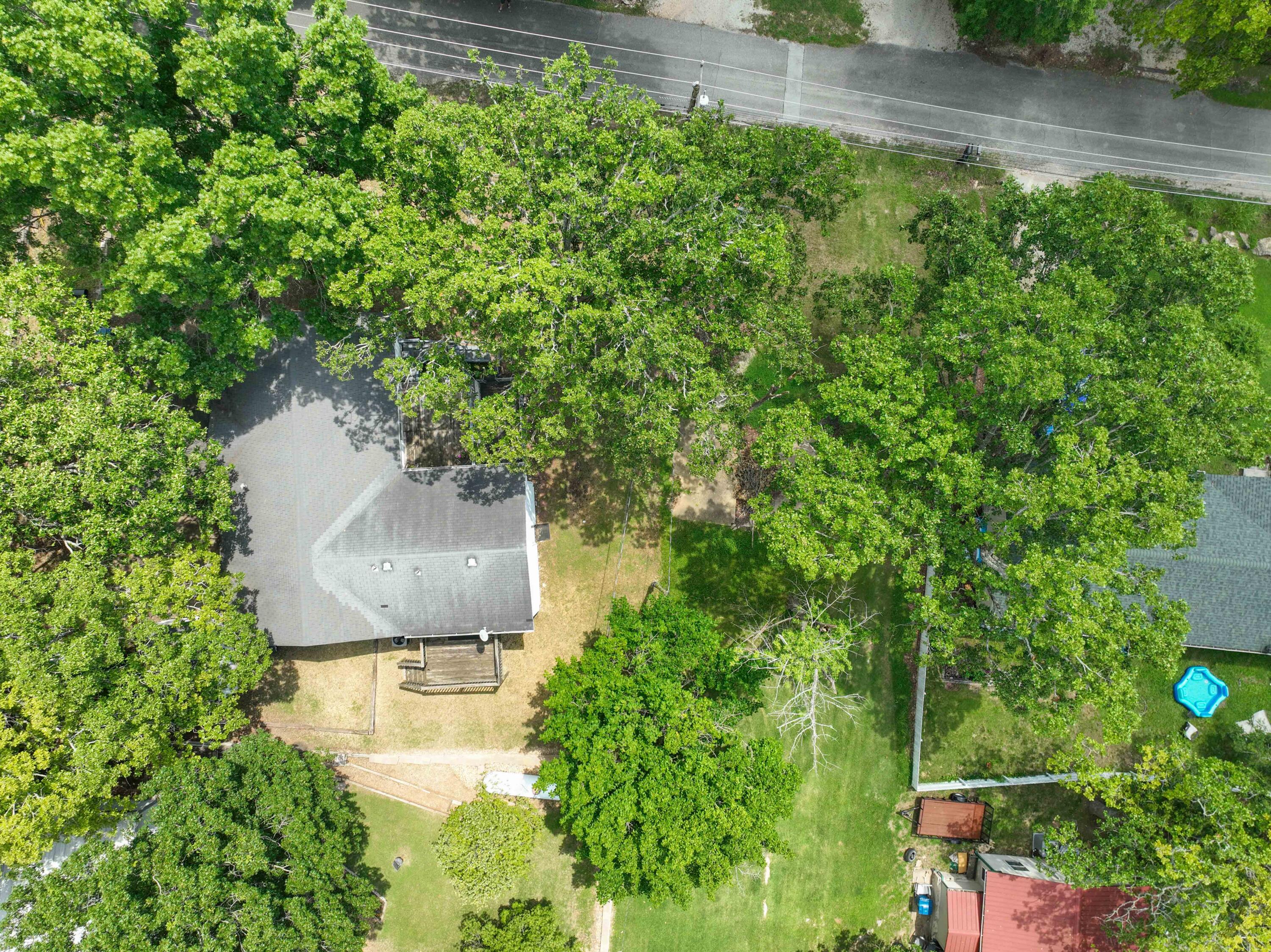 195 Redbud Avenue Property Photo 35