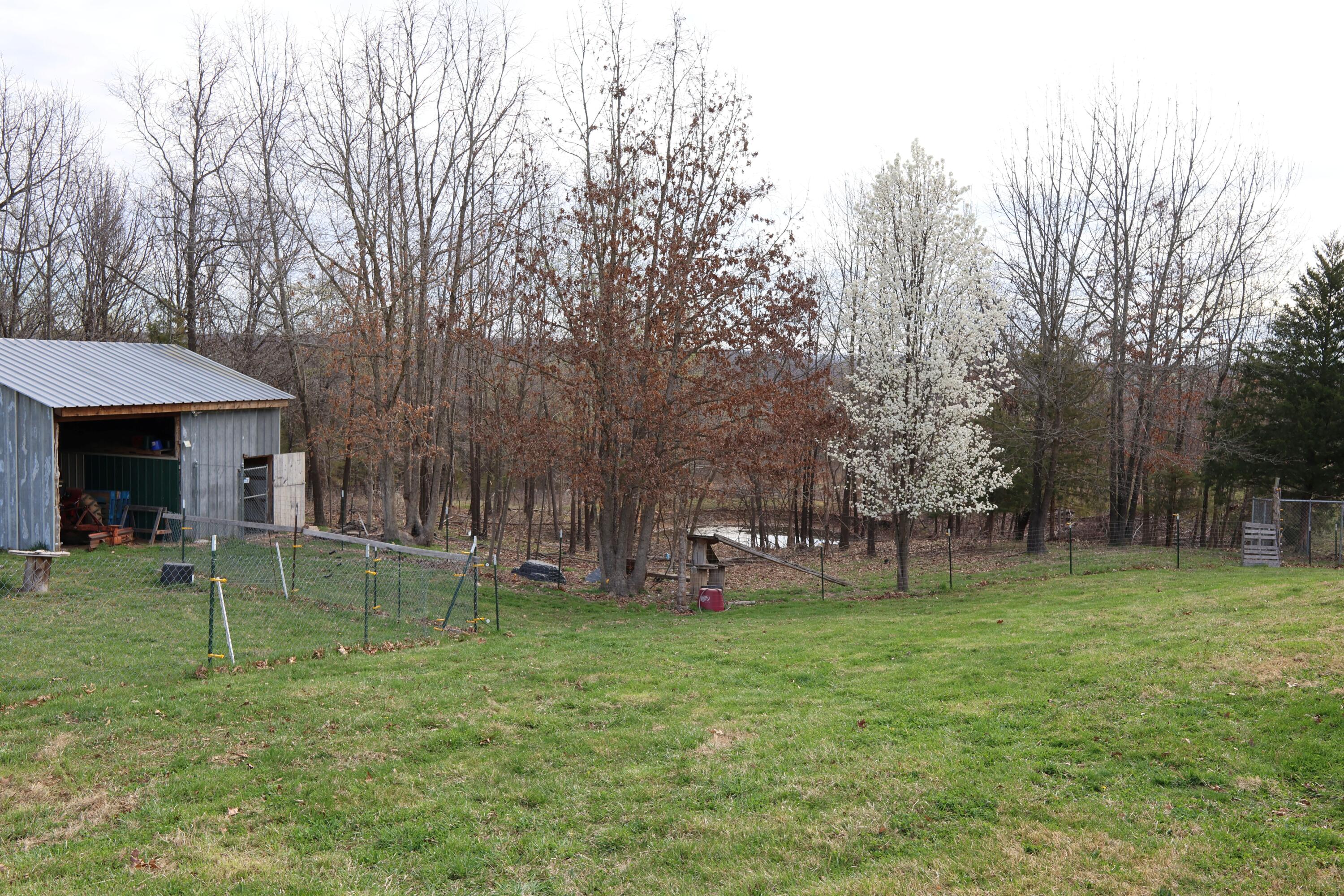 1348 Black Horse Road Property Photo 5