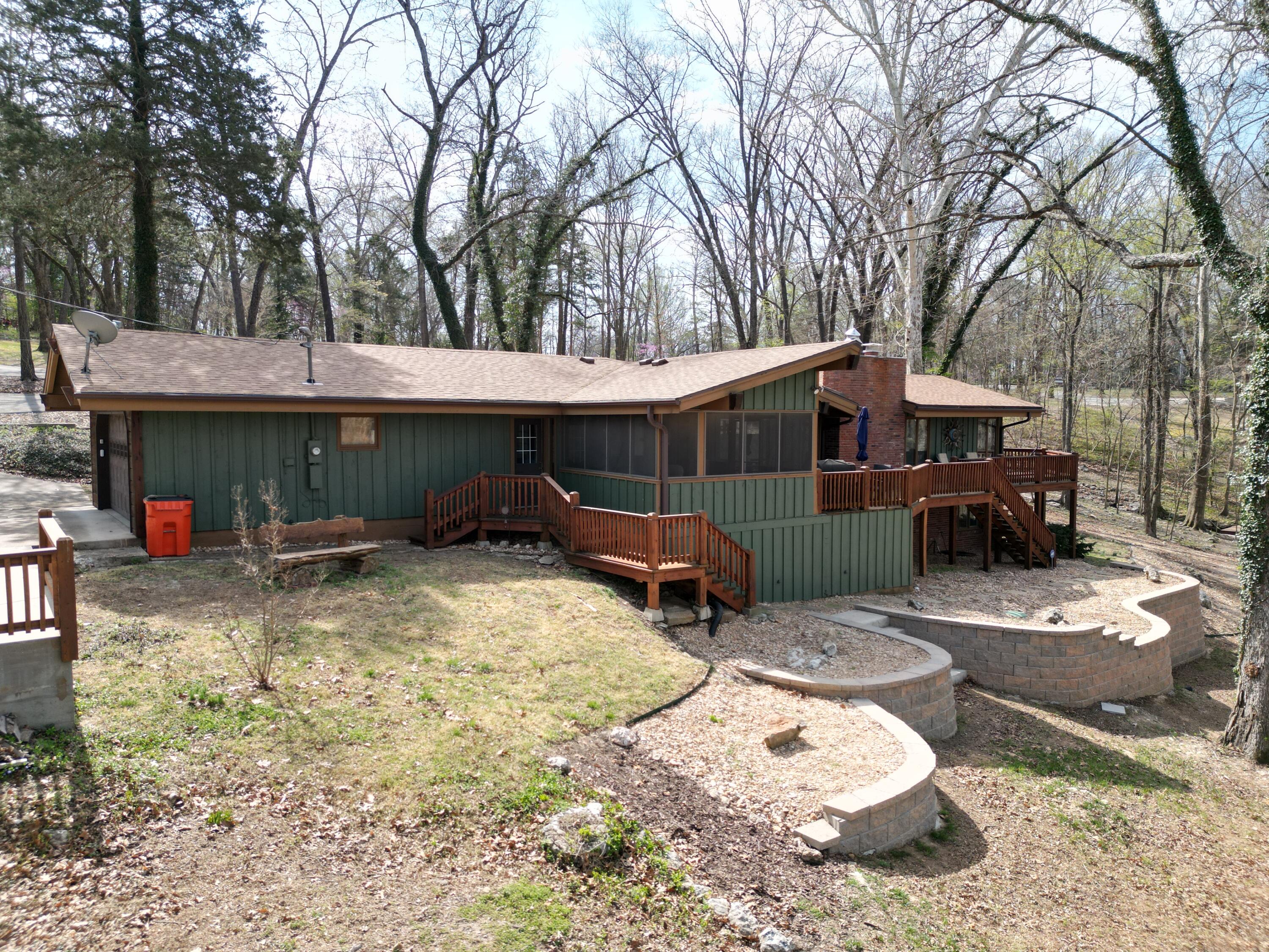24275 Green Shores Drive Property Photo 4
