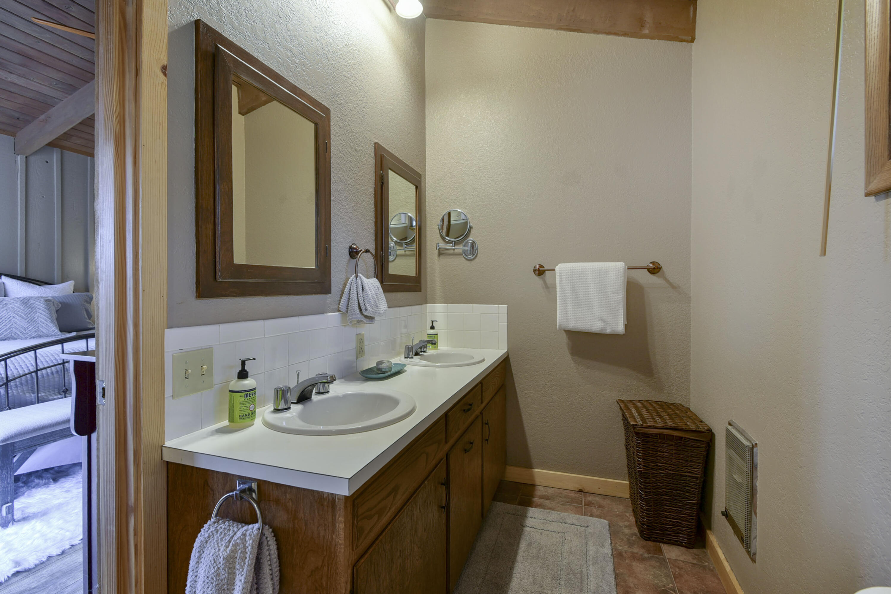 24275 Green Shores Drive Property Photo 28