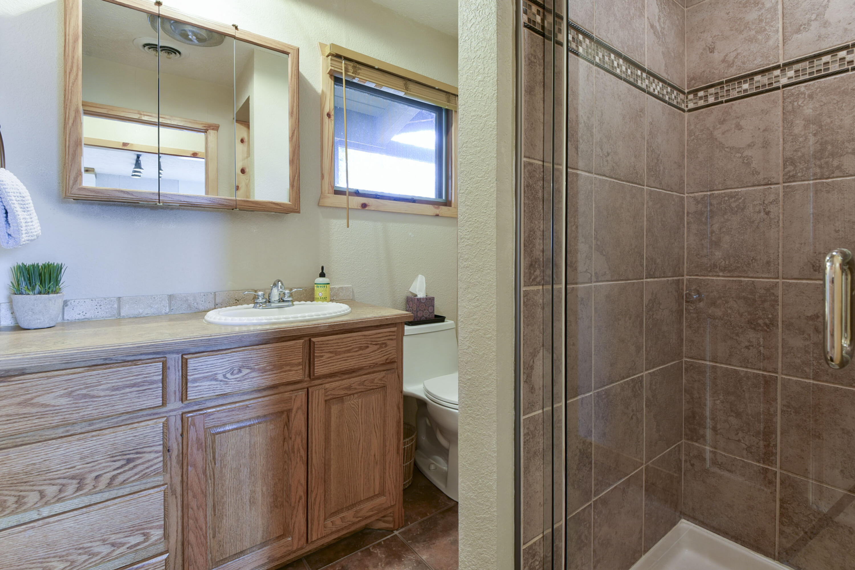 24275 Green Shores Drive Property Photo 33