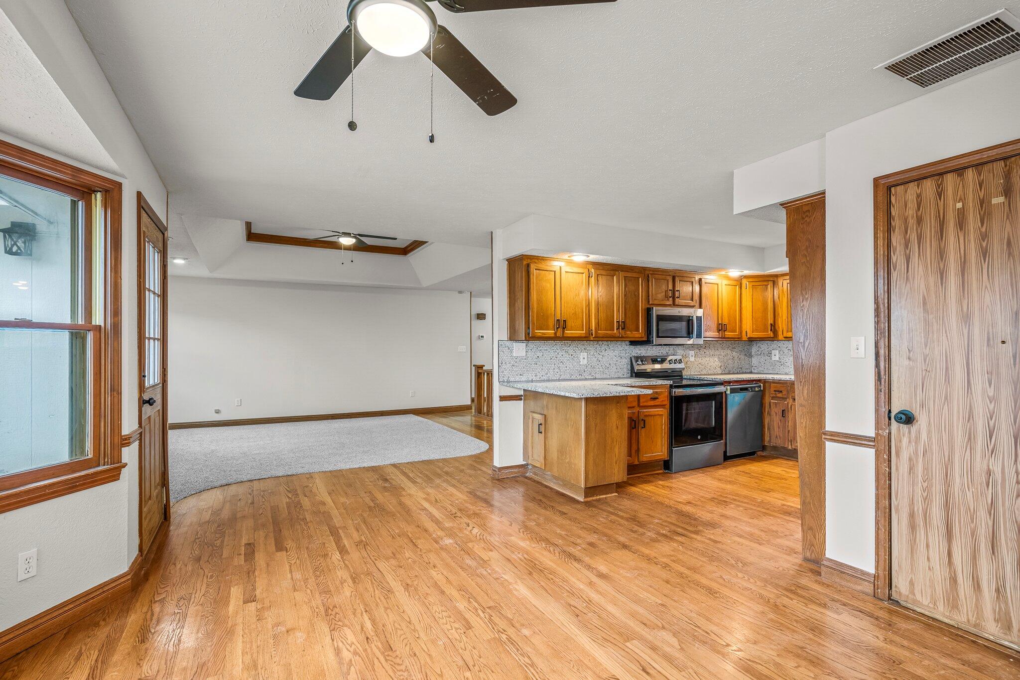 2145 South Todd Avenue Property Photo 16