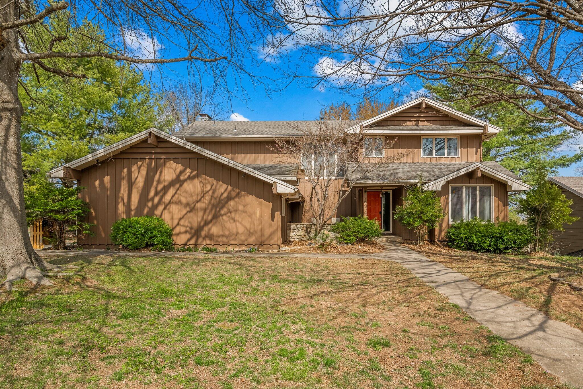 1344 South Blueridge Place Property Photo 1