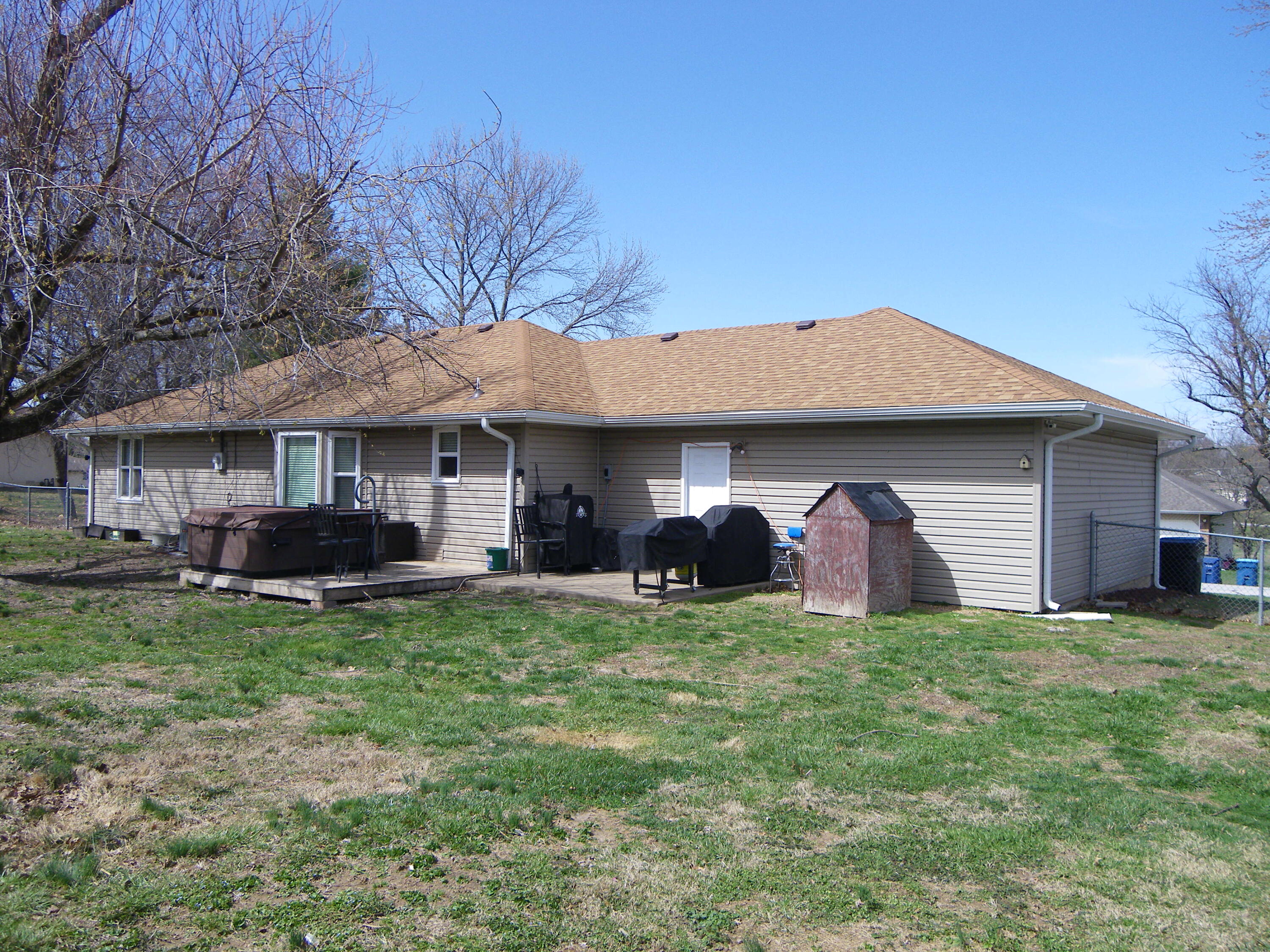 1300 East Rainey Street Property Photo 4