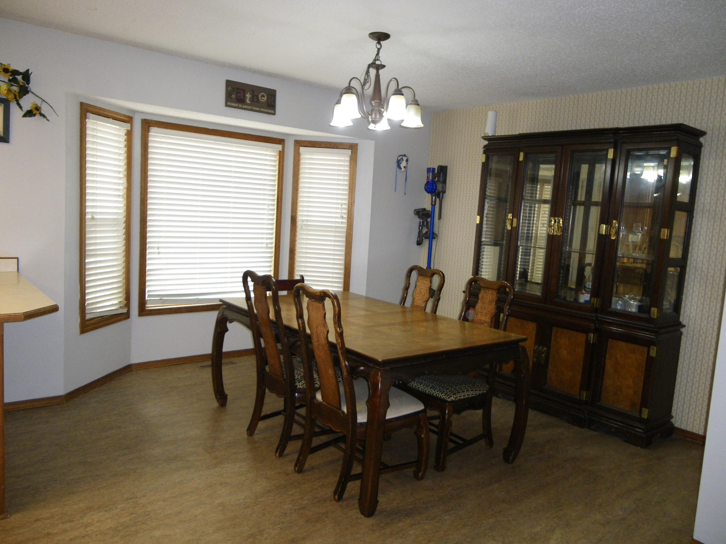 1300 East Rainey Street Property Photo 12