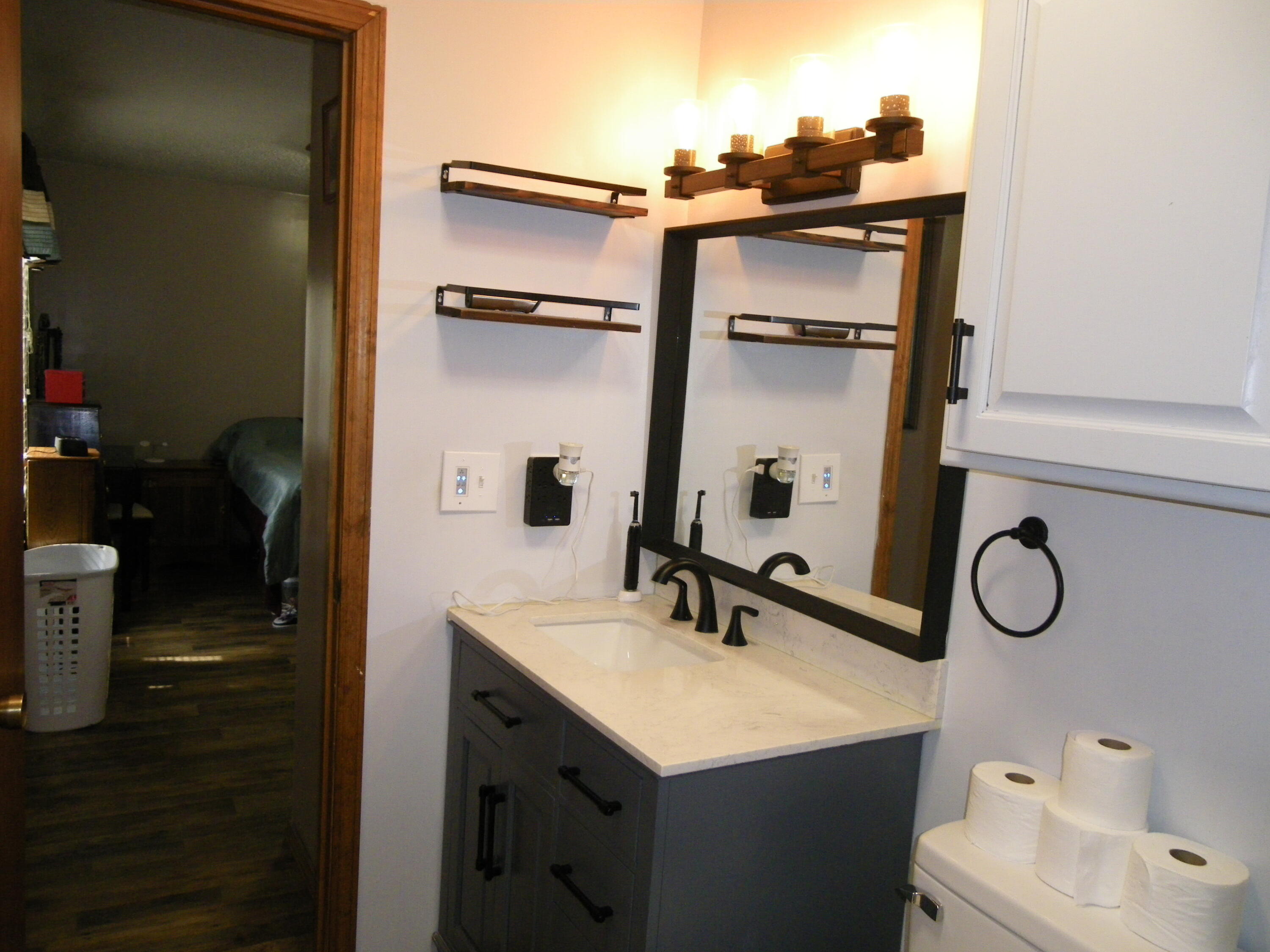 1300 East Rainey Street Property Photo 23