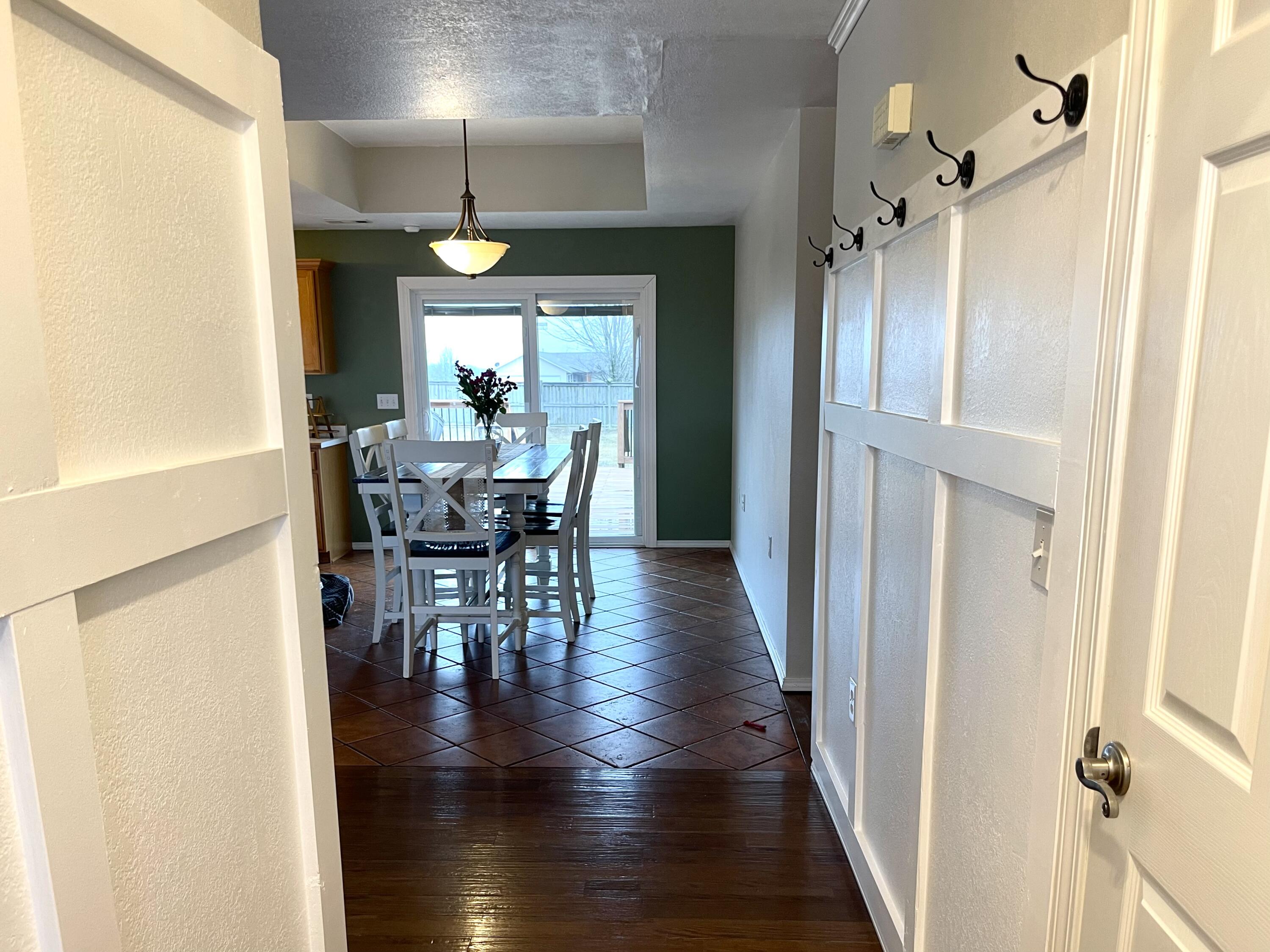 10743 Farm Road 2030 Property Photo 6