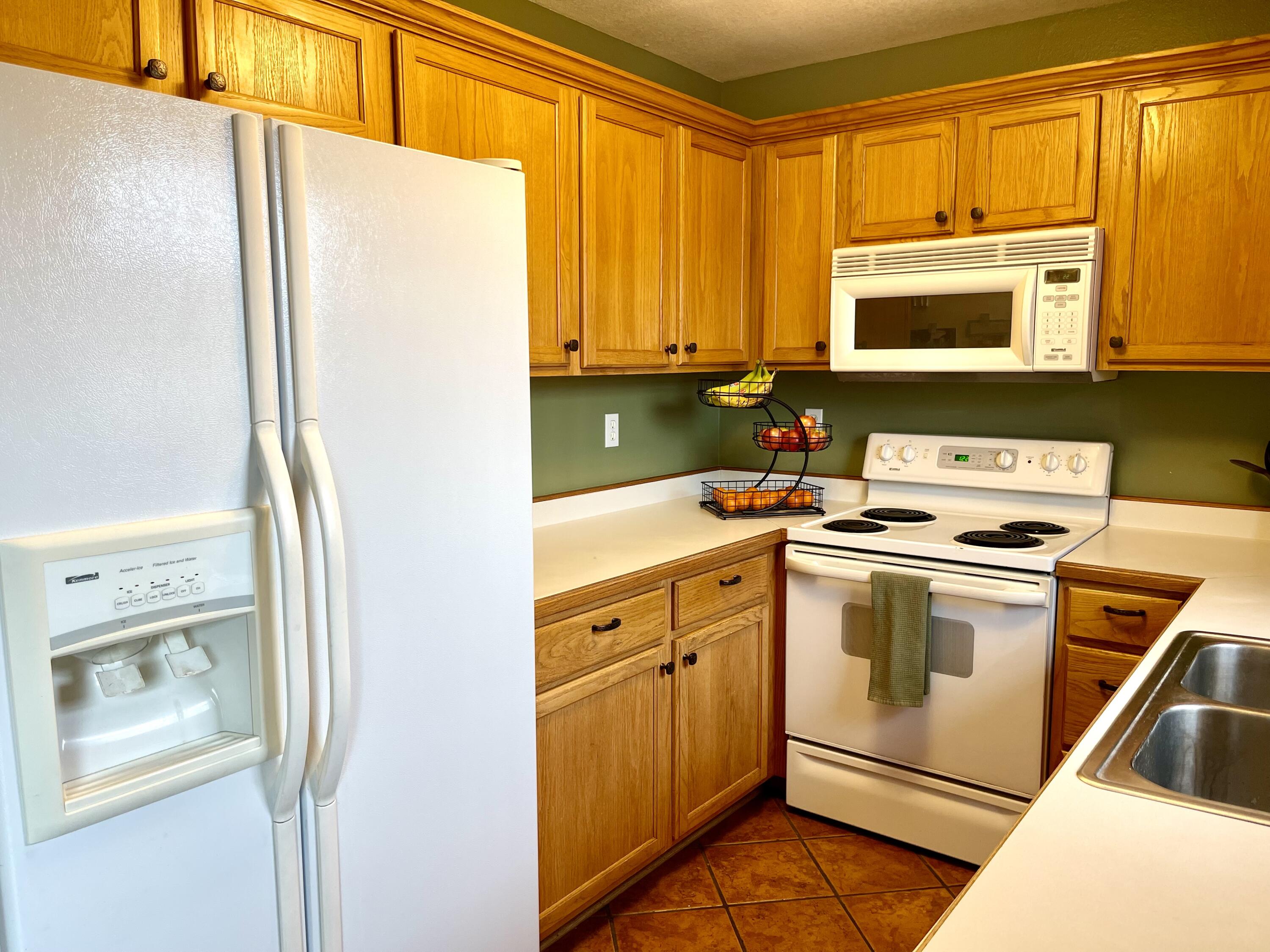 10743 Farm Road 2030 Property Photo 12