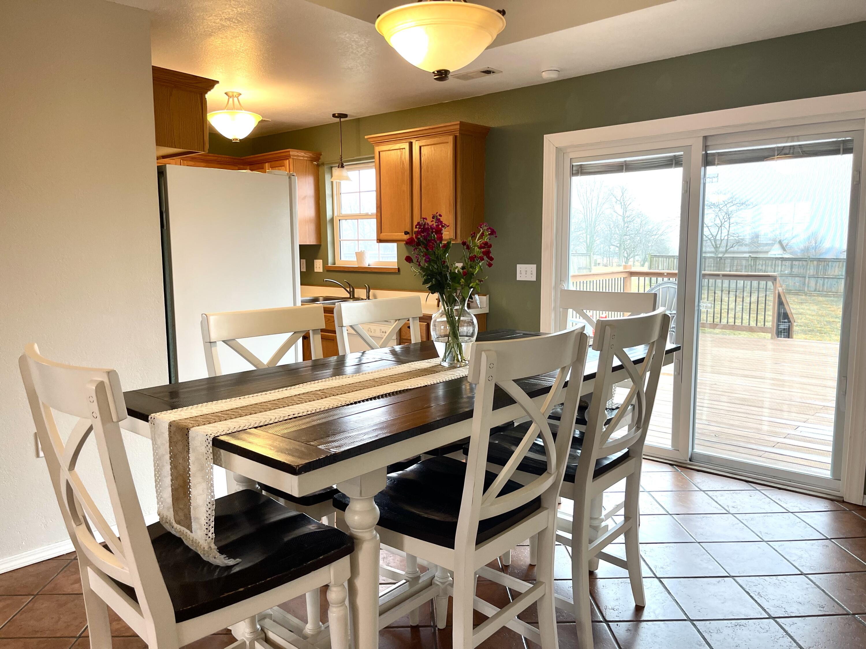 10743 Farm Road 2030 Property Photo 16
