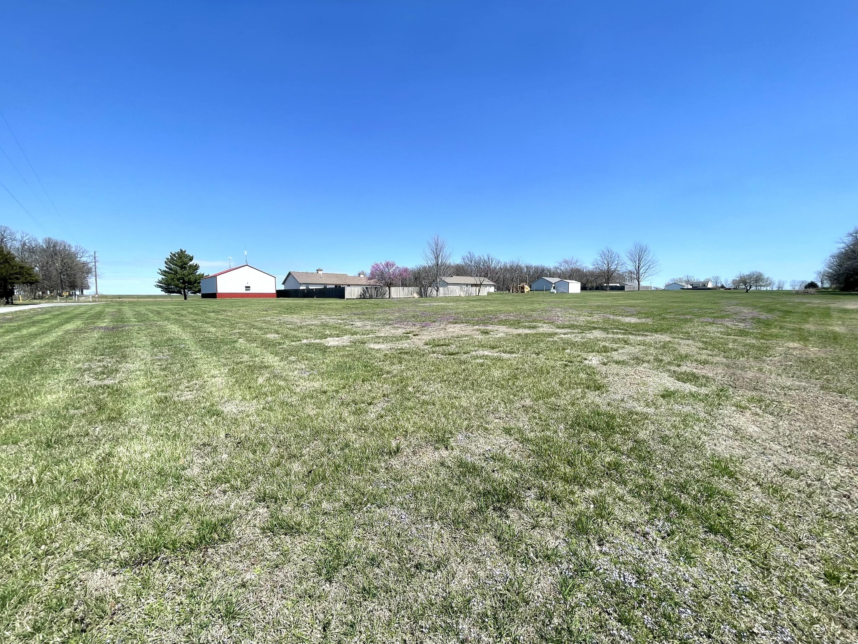 10743 Farm Road 2030 Property Photo 37