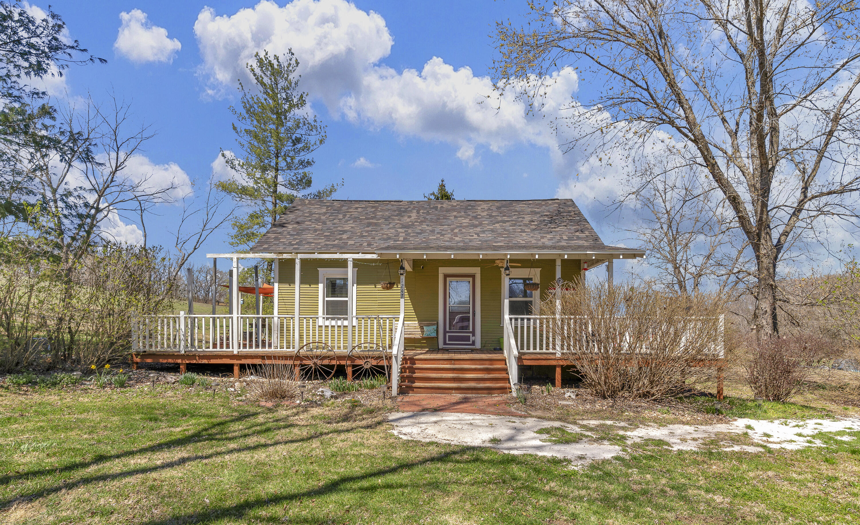 1247 Buckeye Road Property Photo 2