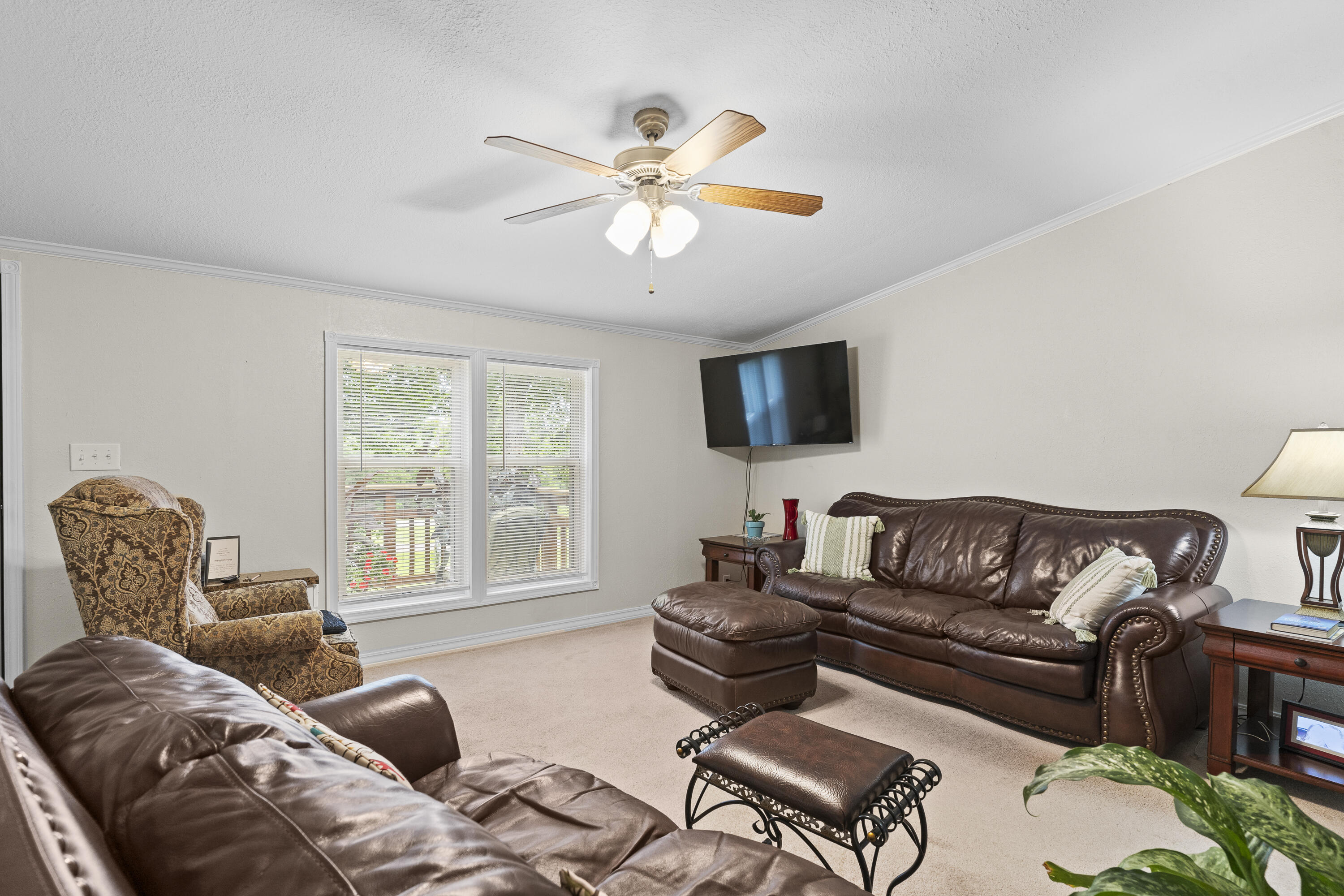 11899 Country Aire Lane Property Photo 7