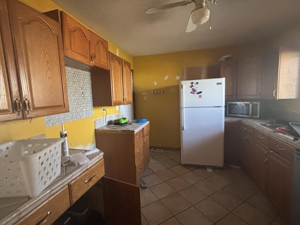 2607 West Elm Street Property Photo 5