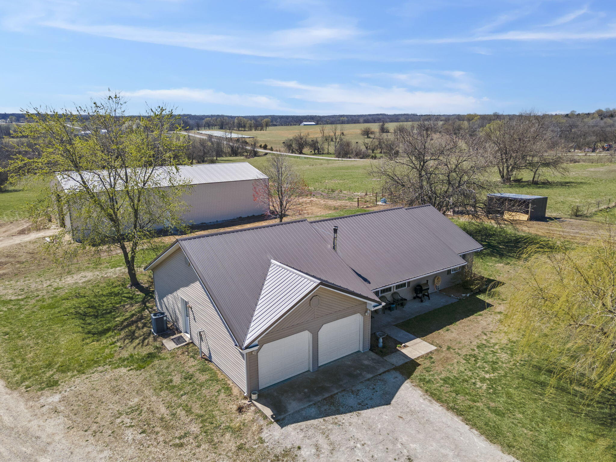 289 Westwind Road Property Photo 1