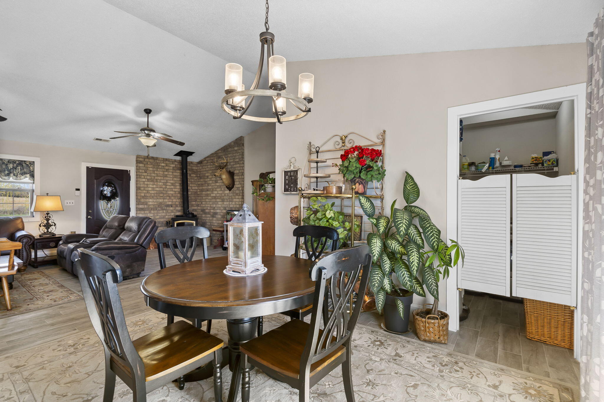 289 Westwind Road Property Photo 13